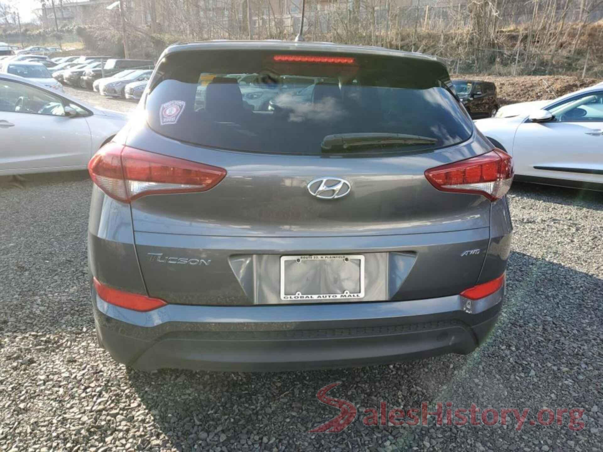 KM8J2CA42JU610943 2018 HYUNDAI TUCSON