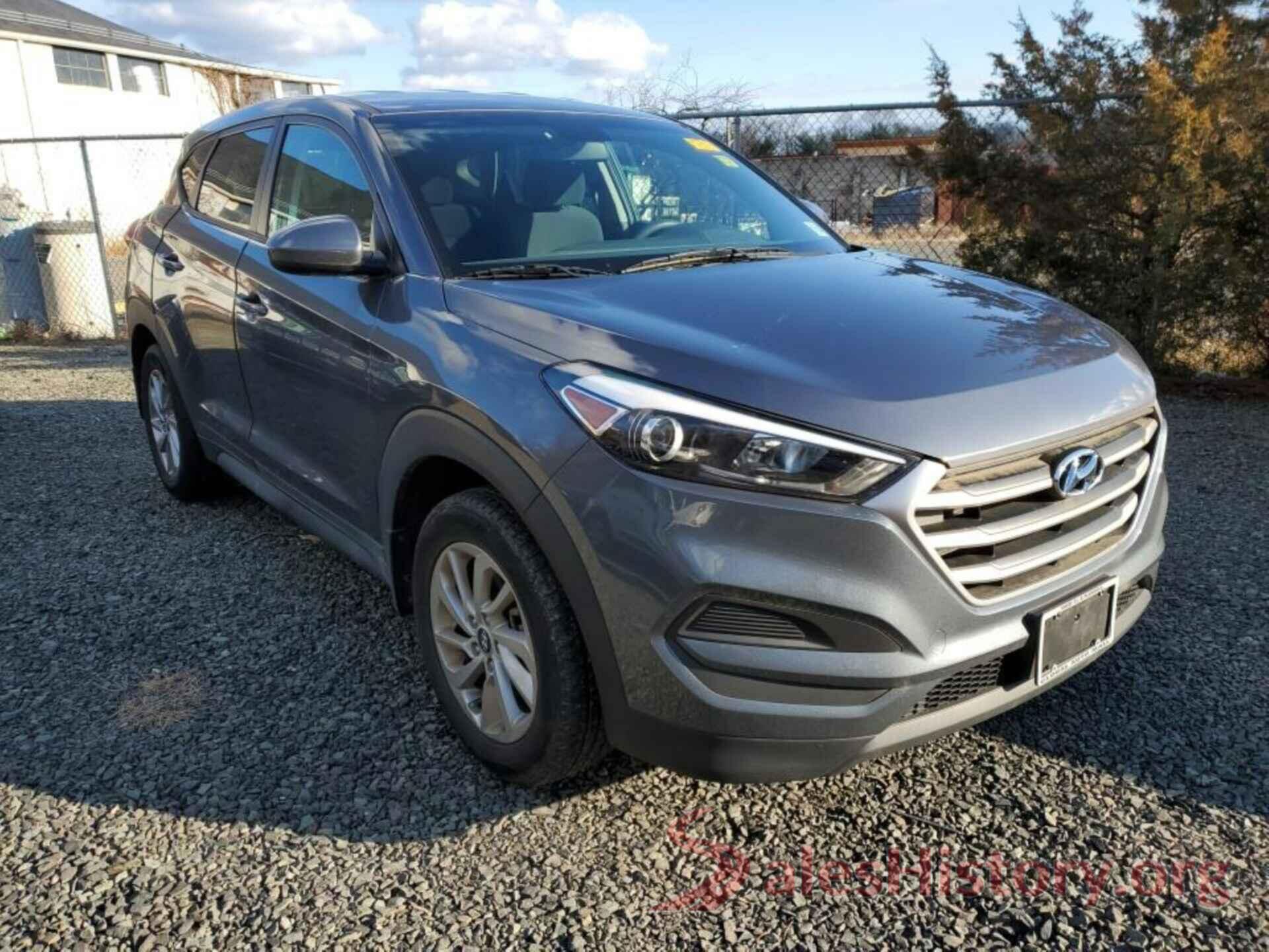 KM8J2CA42JU610943 2018 HYUNDAI TUCSON