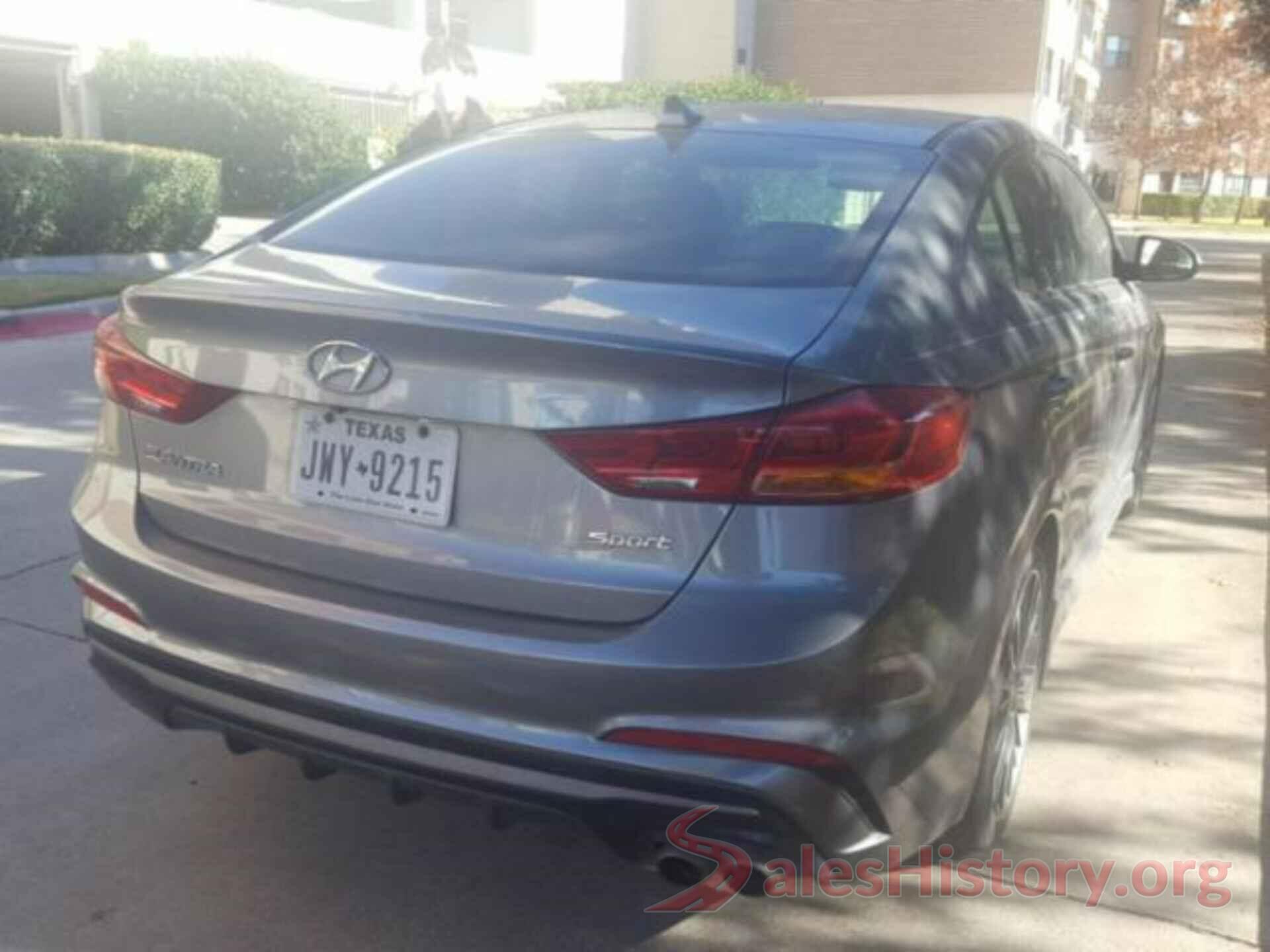 KMHD04LB5JU453896 2018 HYUNDAI ELANTRA