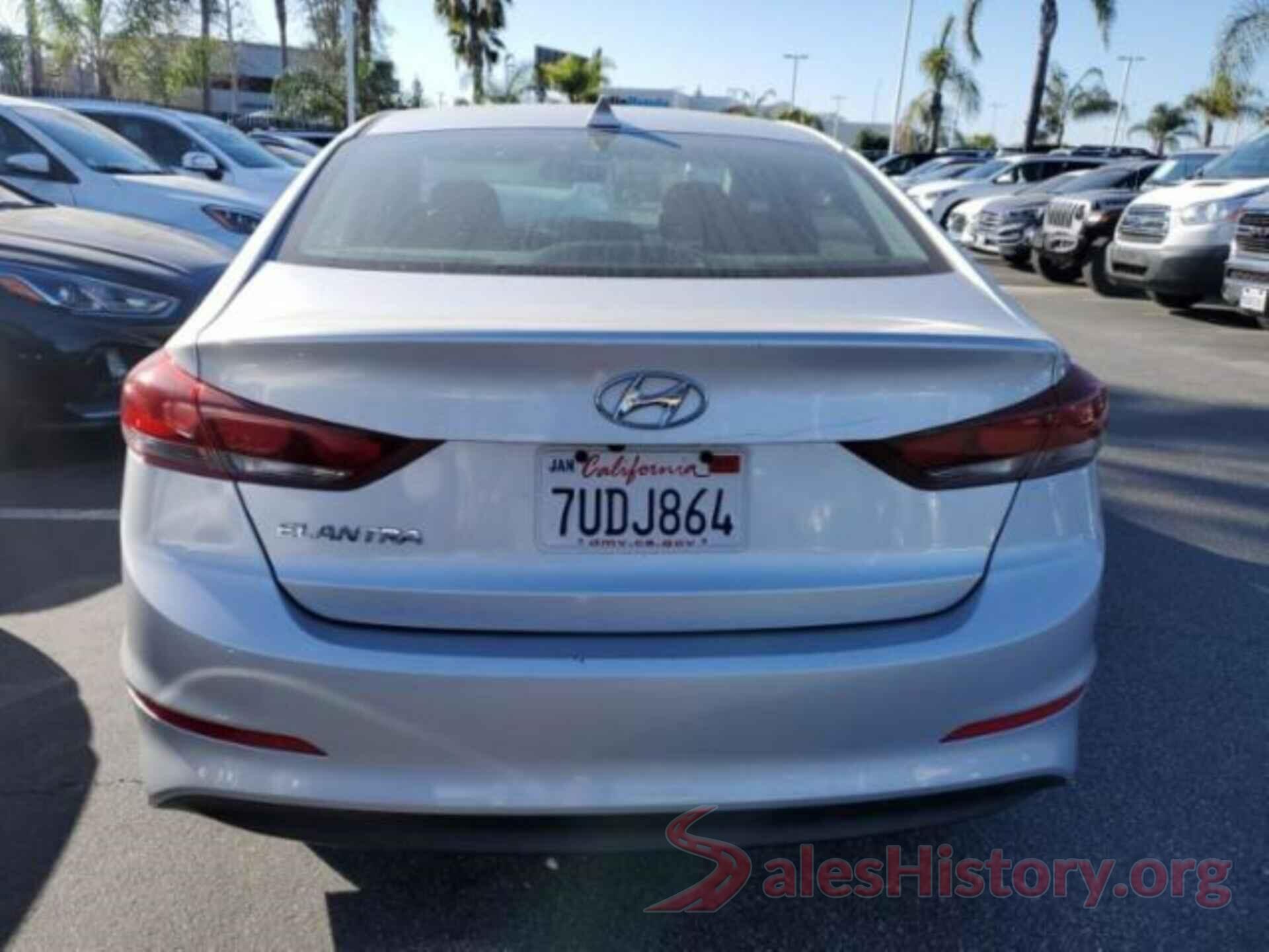 KMHD84LF8JU474303 2018 HYUNDAI ELANTRA