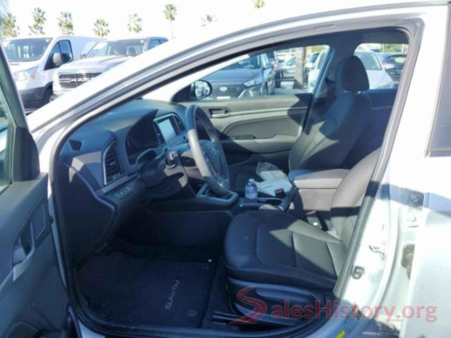 KMHD84LF8JU474303 2018 HYUNDAI ELANTRA