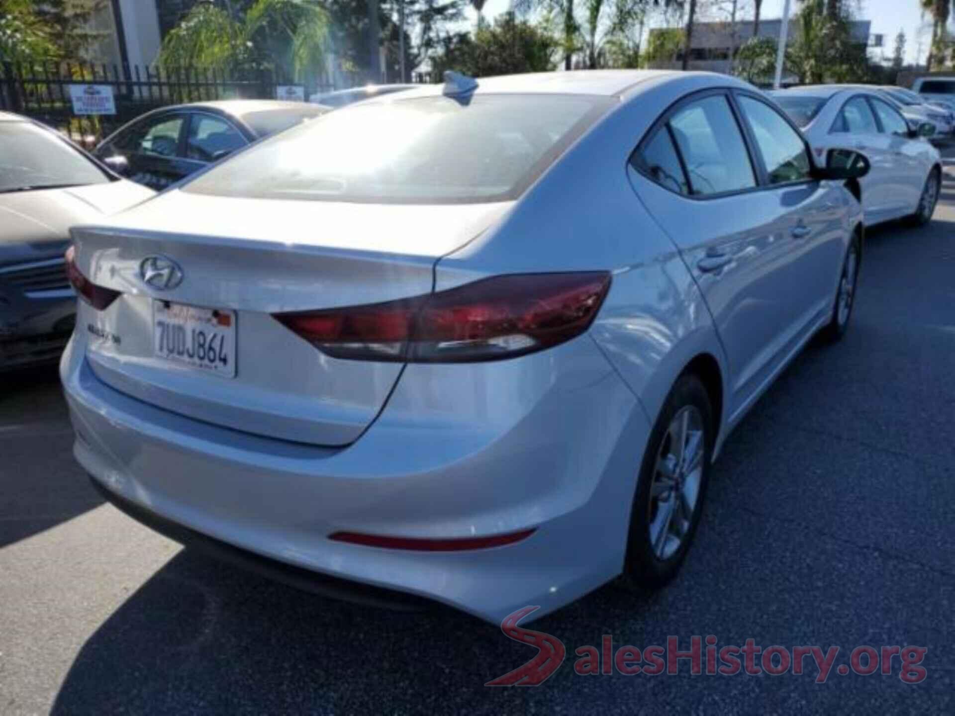 KMHD84LF8JU474303 2018 HYUNDAI ELANTRA