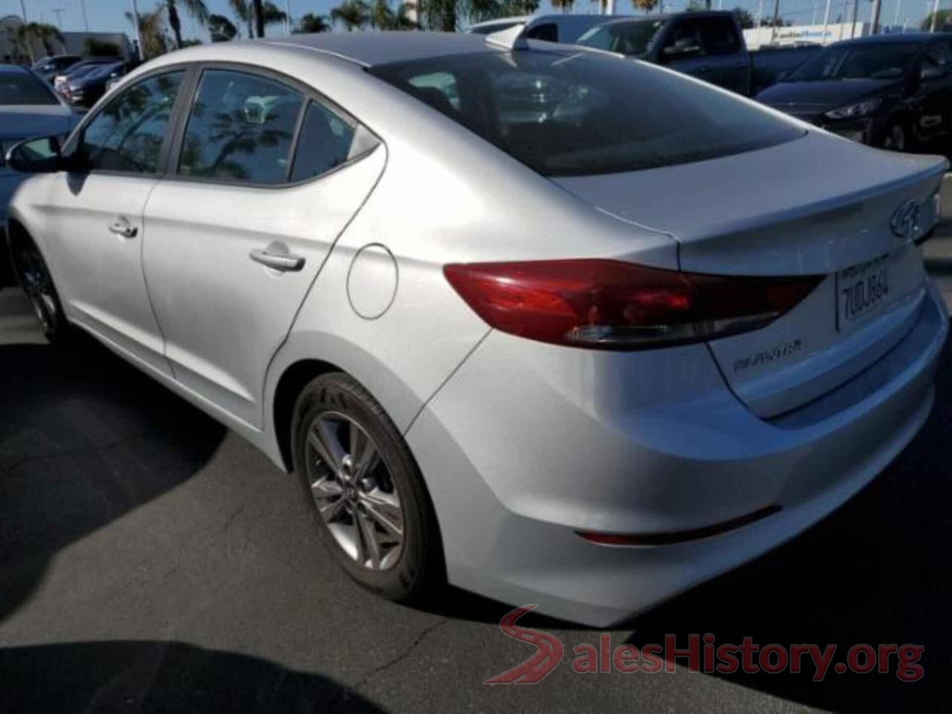 KMHD84LF8JU474303 2018 HYUNDAI ELANTRA