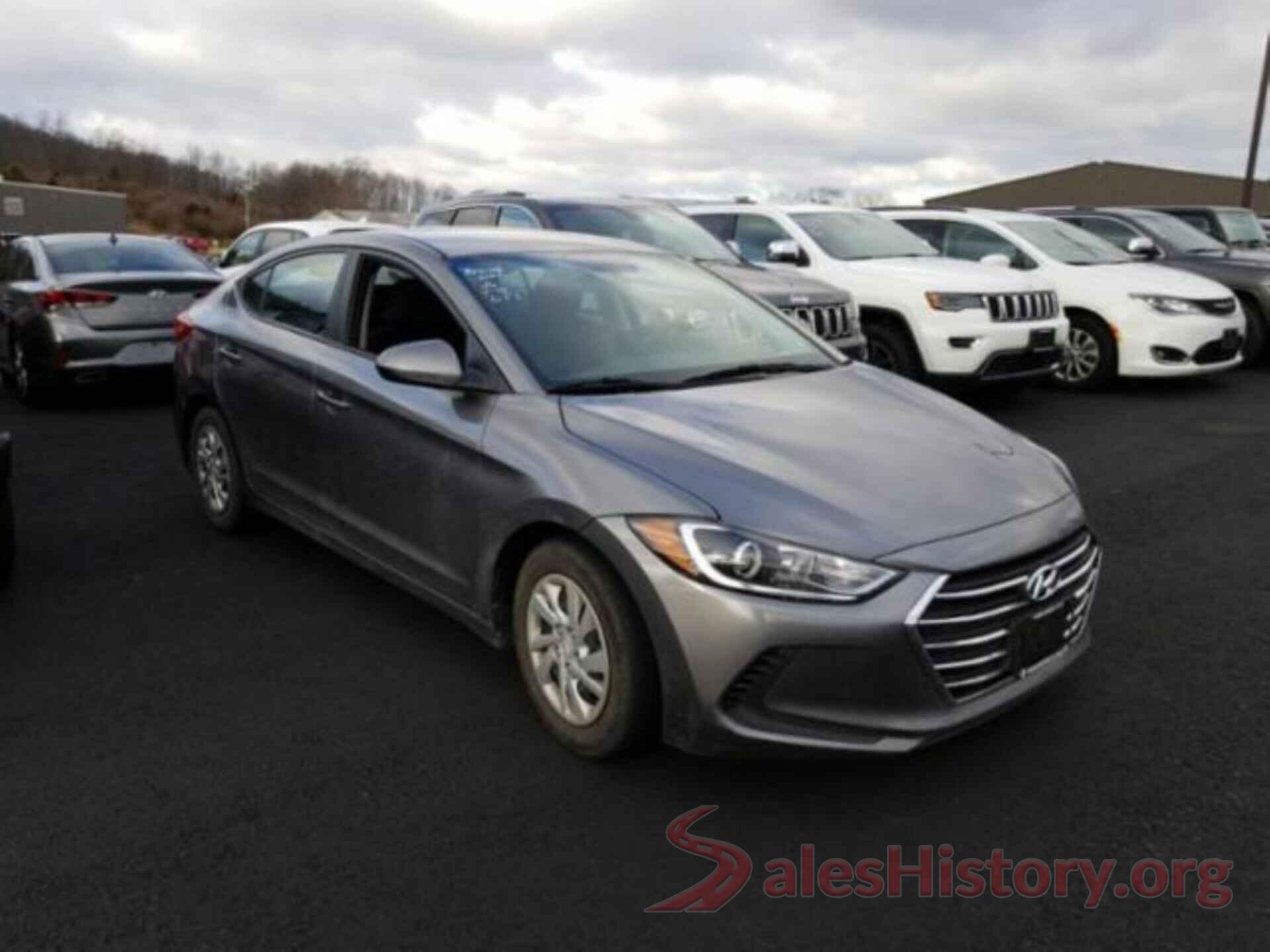 5NPD74LF9JH256226 2018 HYUNDAI ELANTRA