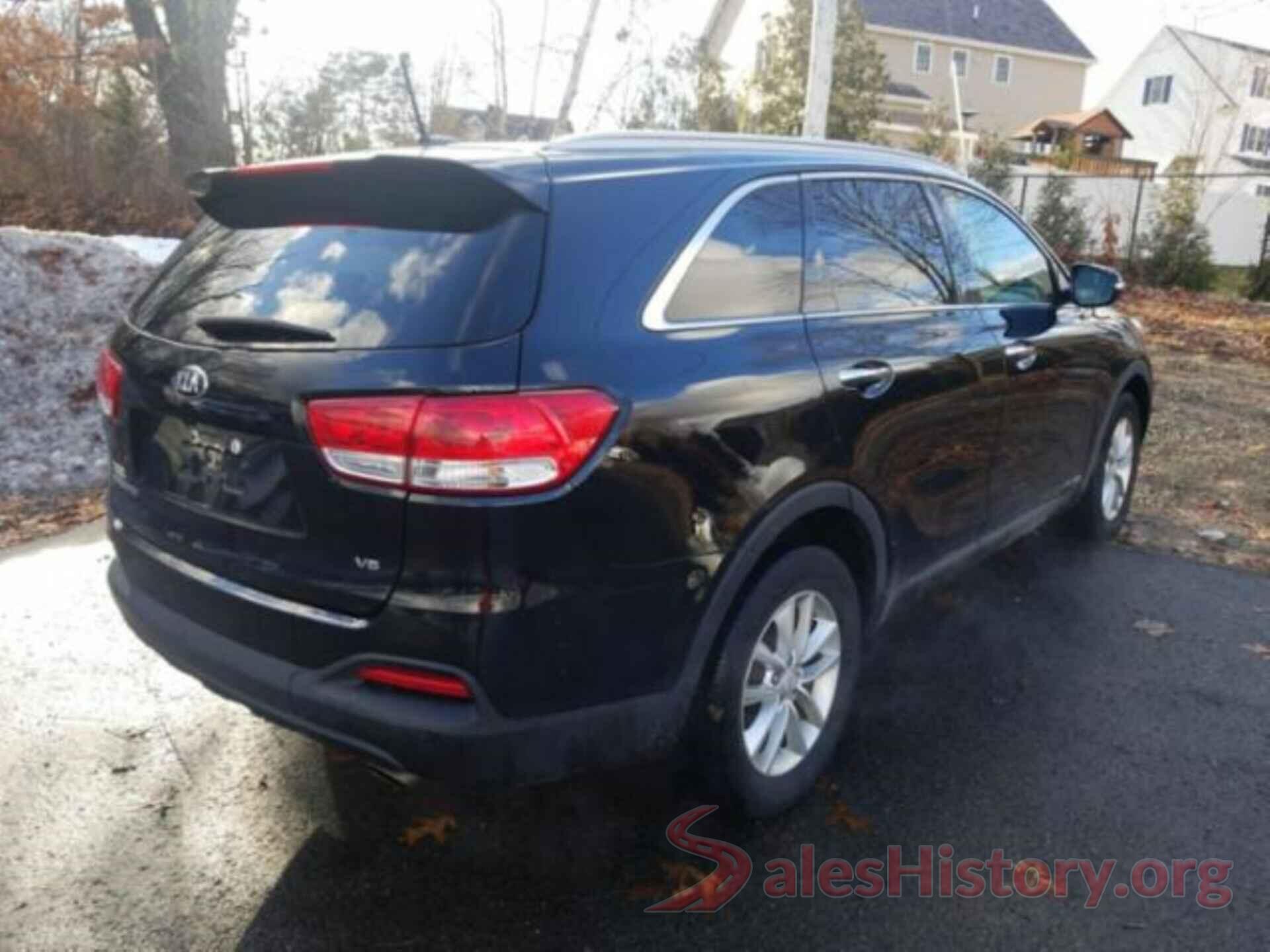 5XYPGDA56JG421485 2018 KIA SORENTO