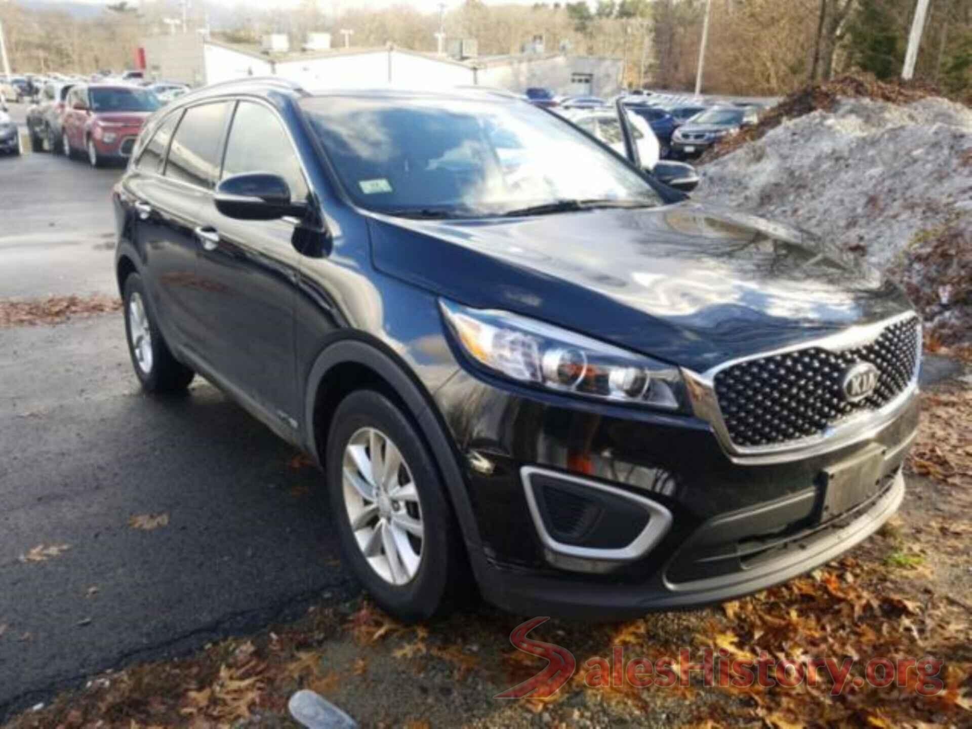 5XYPGDA56JG421485 2018 KIA SORENTO