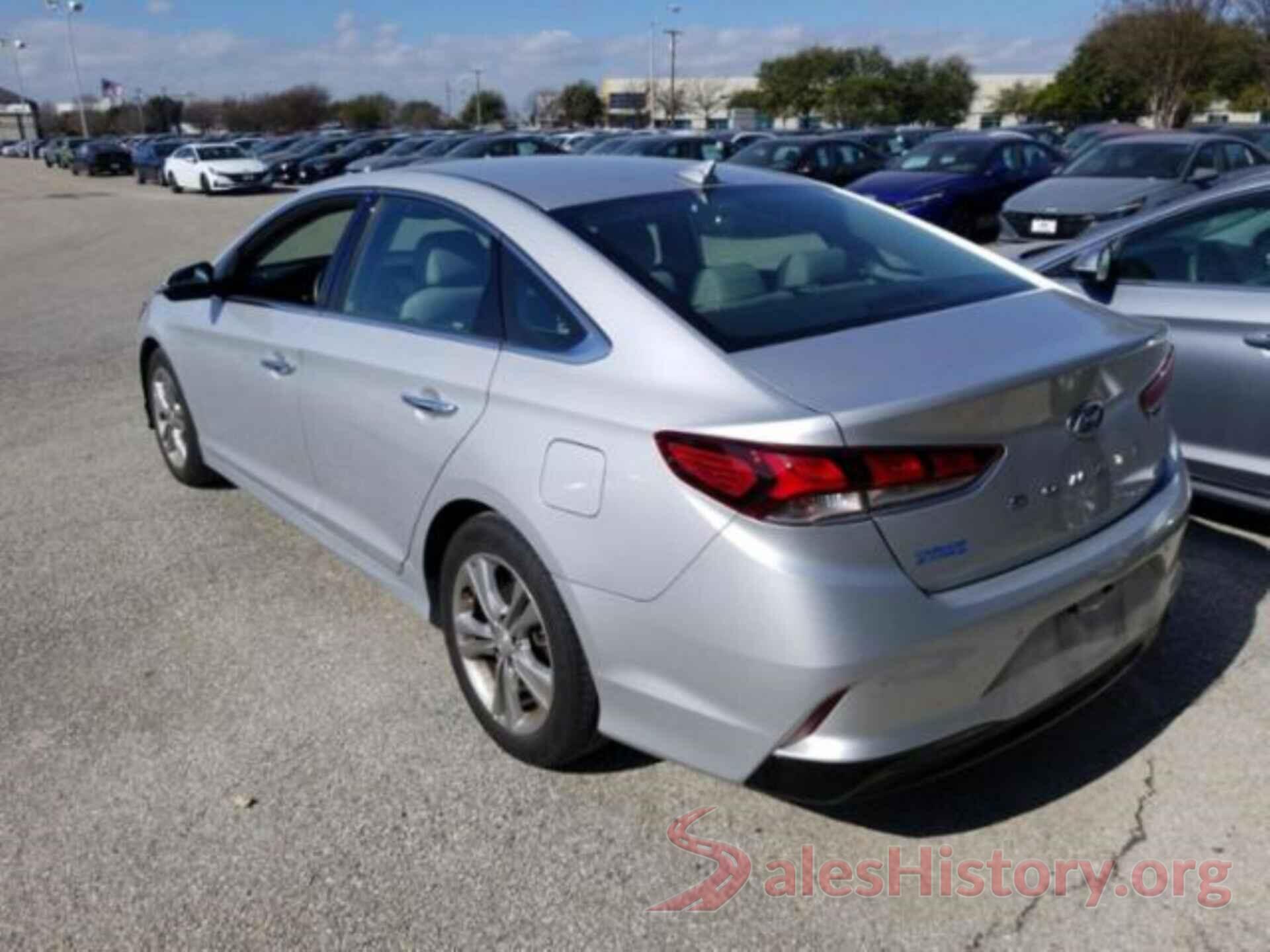 5NPE34AF4JH670792 2018 HYUNDAI SONATA