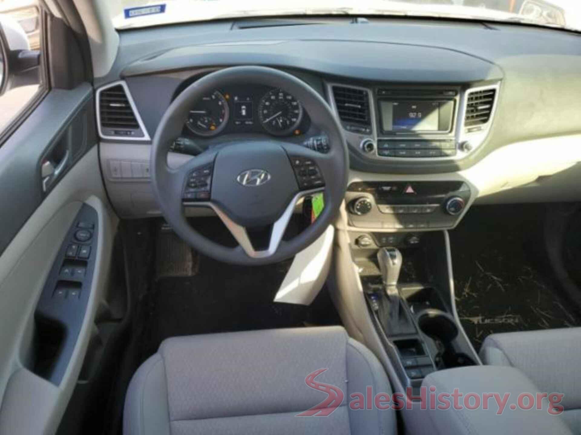 KM8J33A40HU556842 2017 HYUNDAI TUCSON