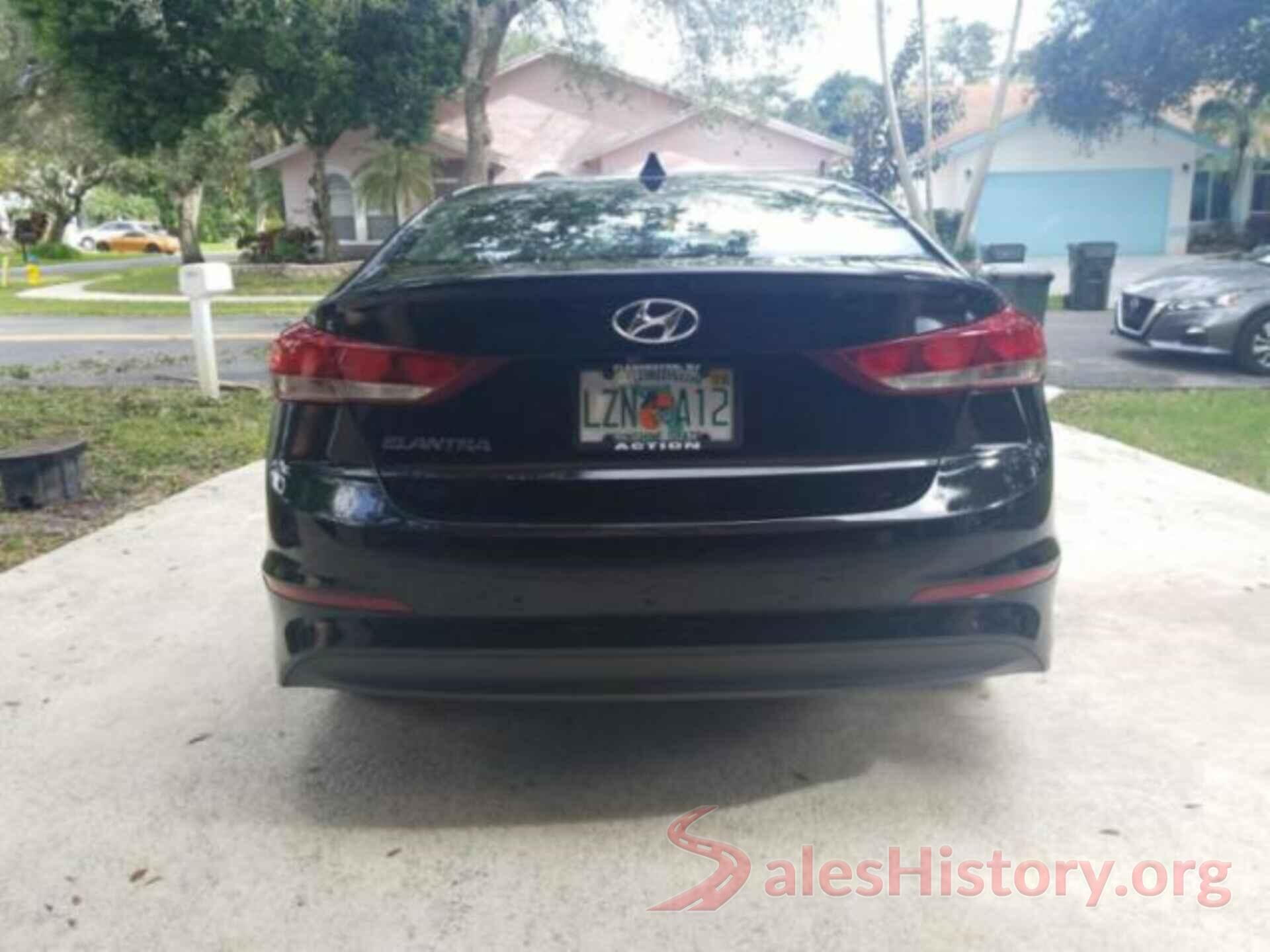 5NPD84LF0JH288009 2018 HYUNDAI ELANTRA