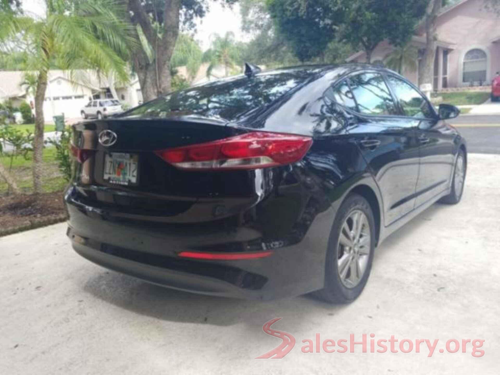 5NPD84LF0JH288009 2018 HYUNDAI ELANTRA