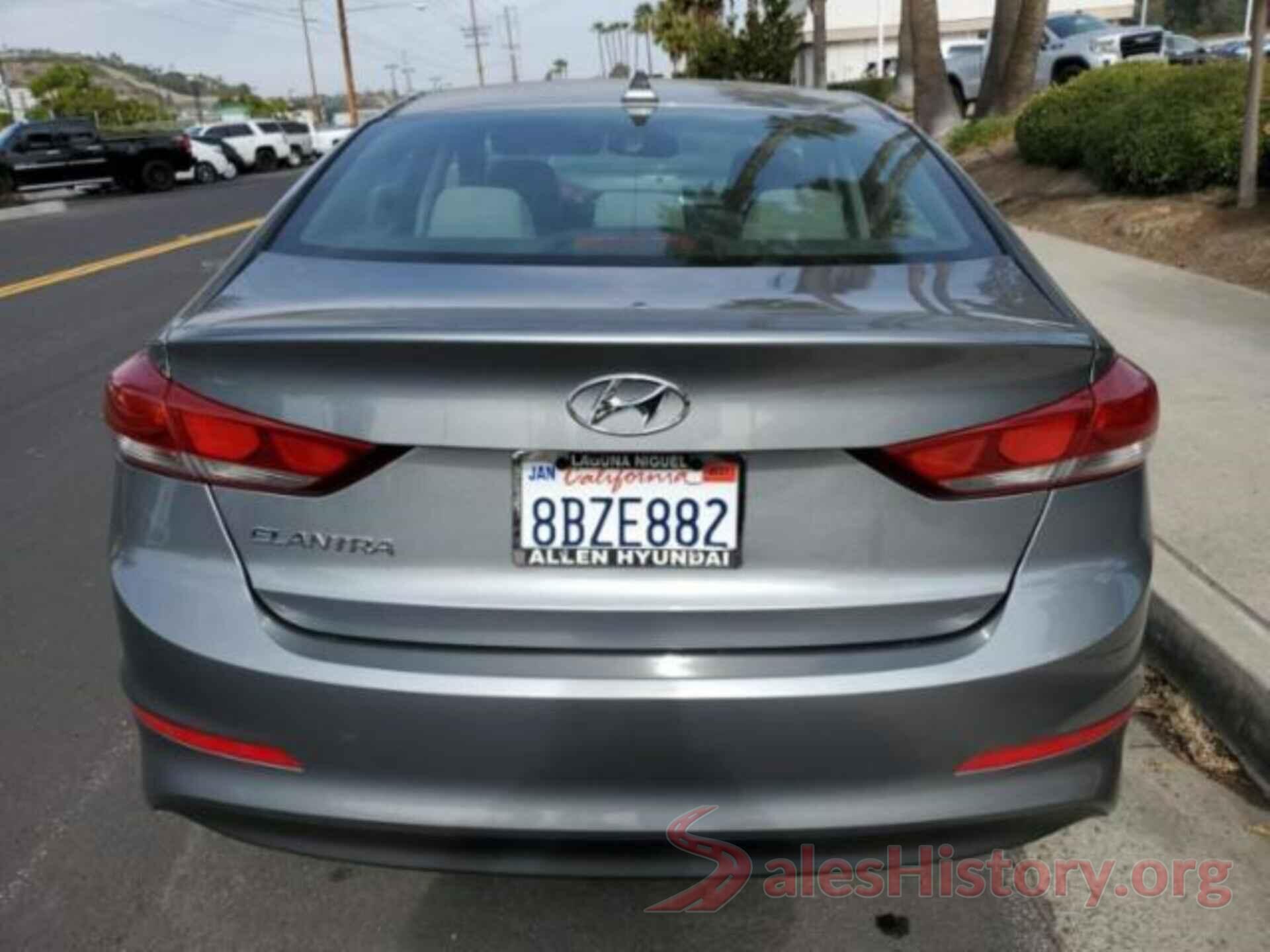 KMHD84LF8JU588348 2018 HYUNDAI ELANTRA