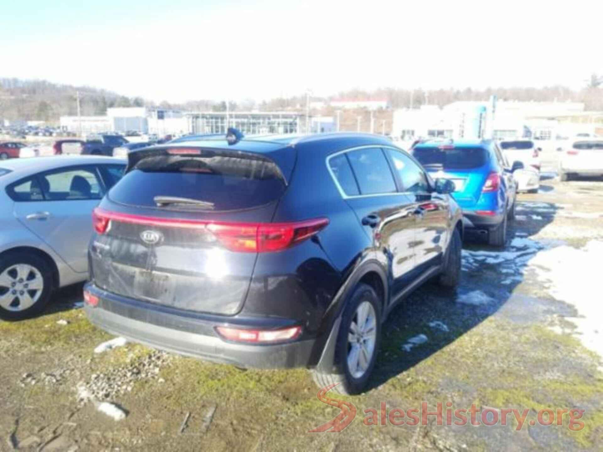 KNDPMCAC4J7446304 2018 KIA SPORTAGE