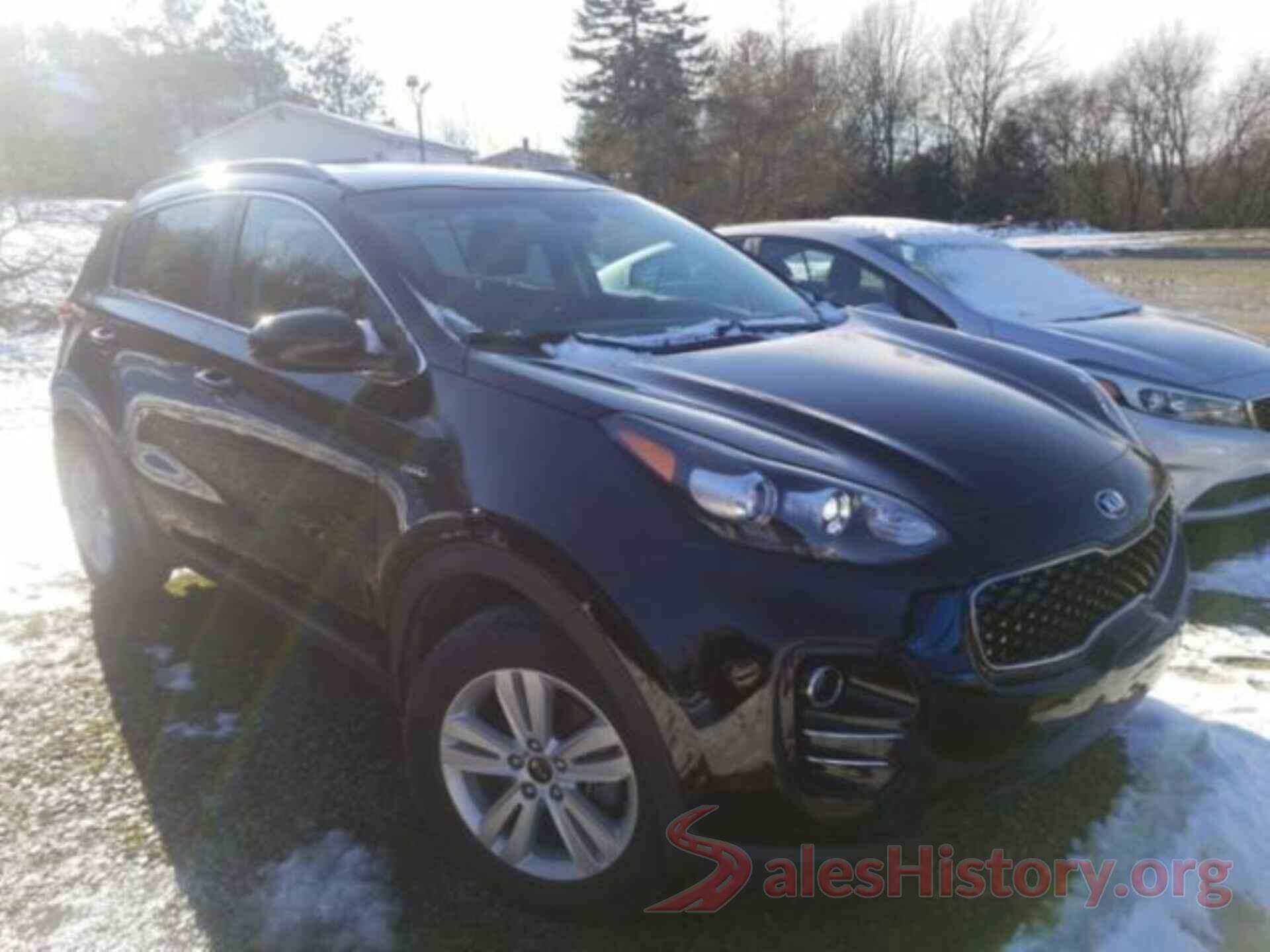 KNDPMCAC4J7446304 2018 KIA SPORTAGE