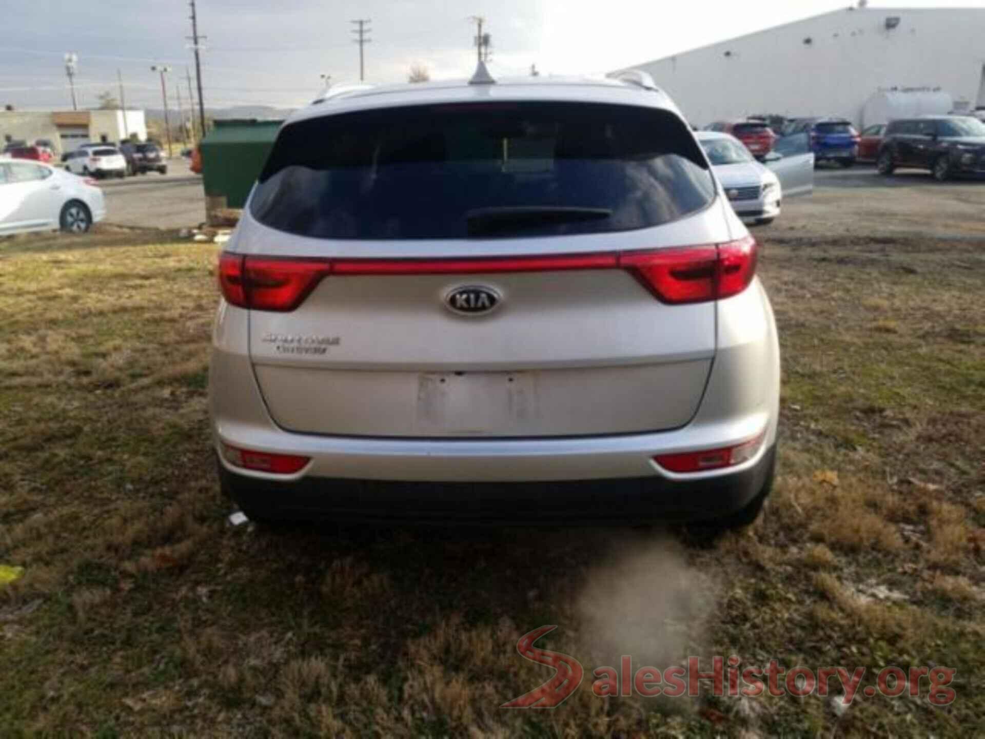 KNDPMCACXJ7405482 2018 KIA SPORTAGE