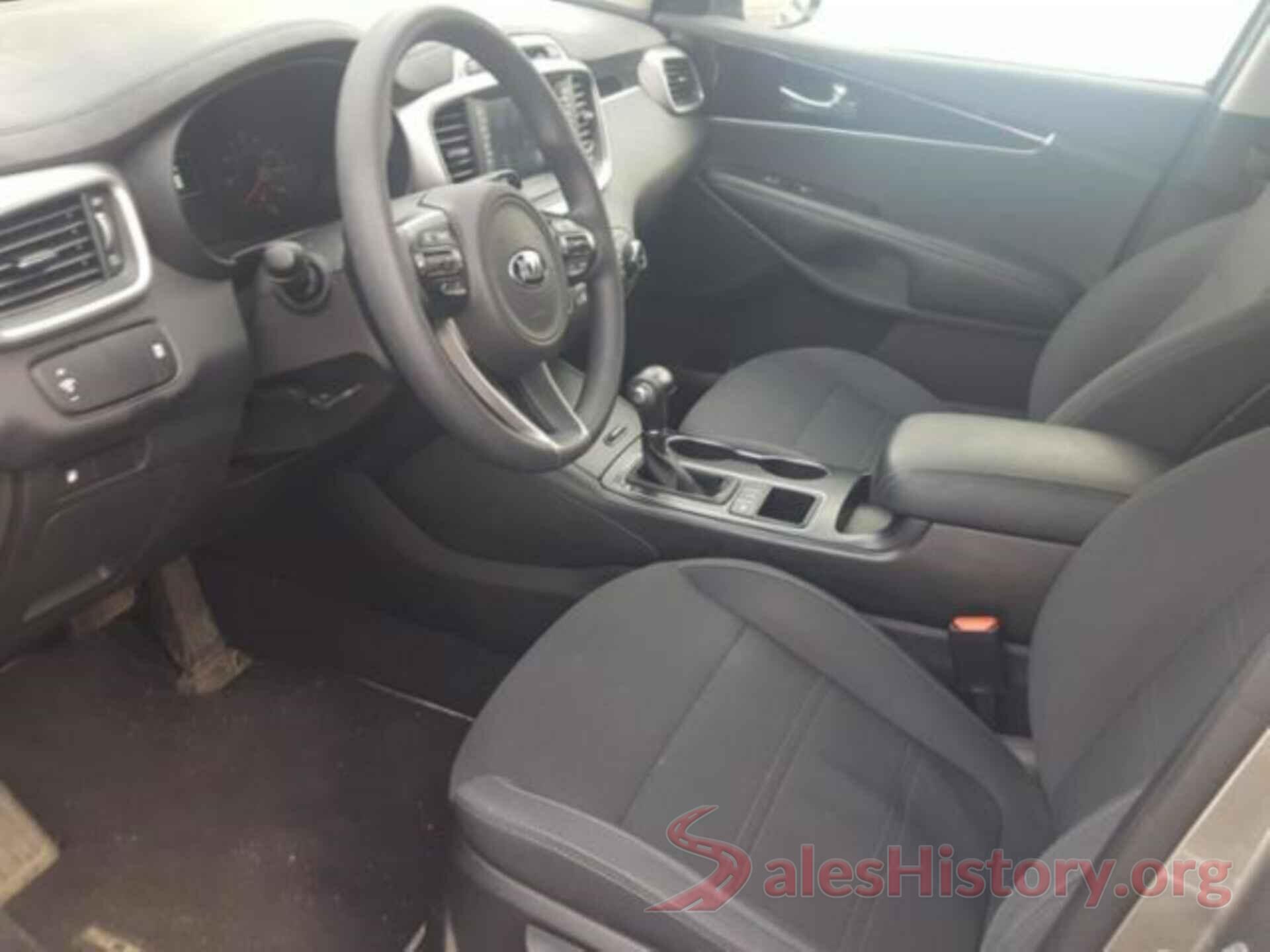 5XYPGDA38JG425262 2018 KIA SORENTO