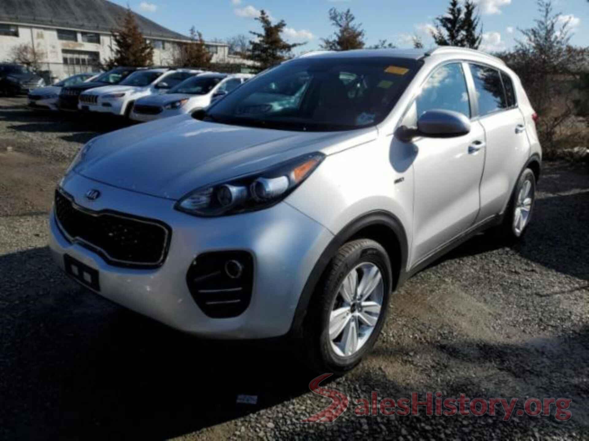 KNDPMCAC8J7373034 2018 KIA SPORTAGE