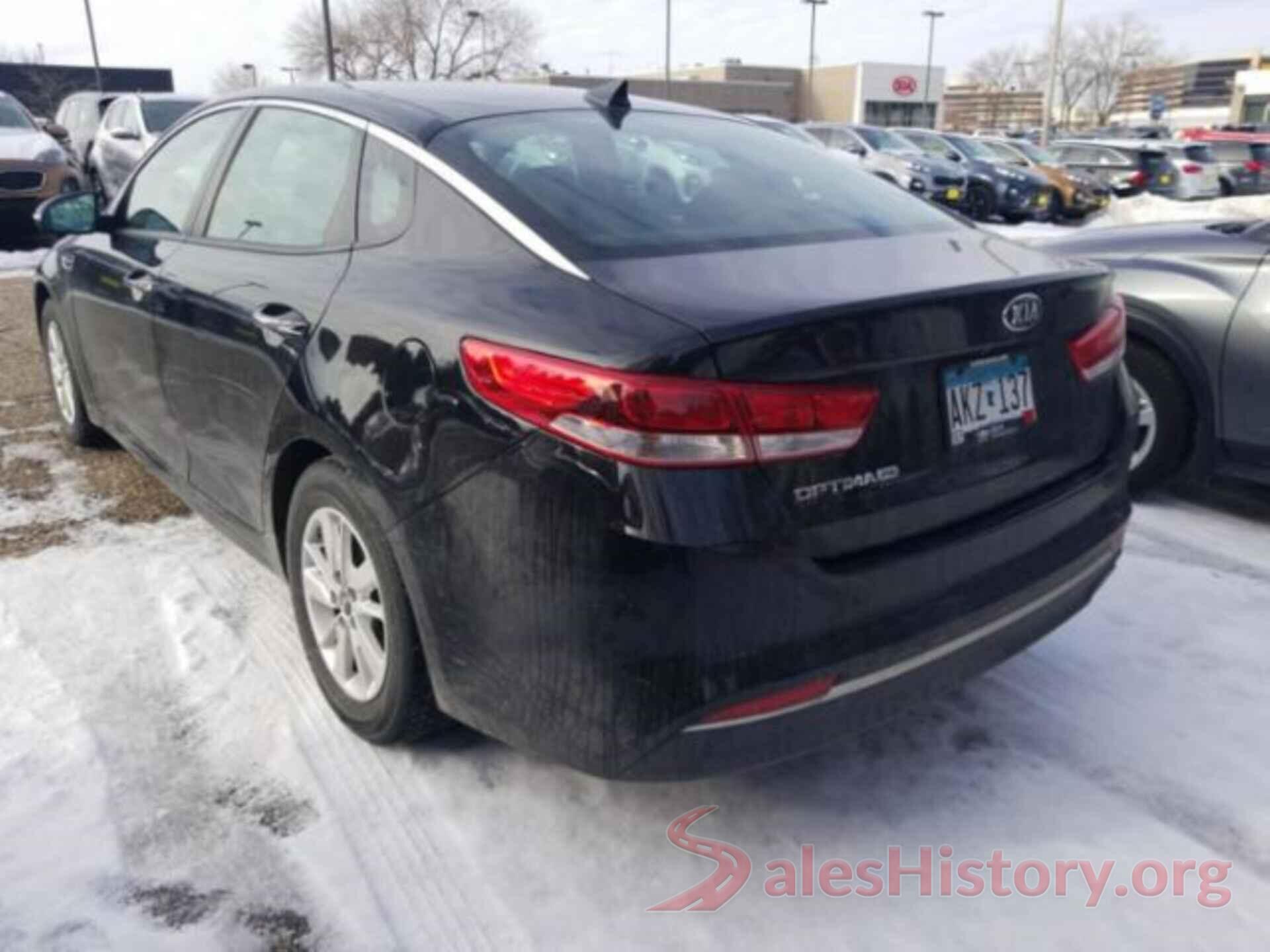 KNAGT4L30H5173144 2017 KIA OPTIMA