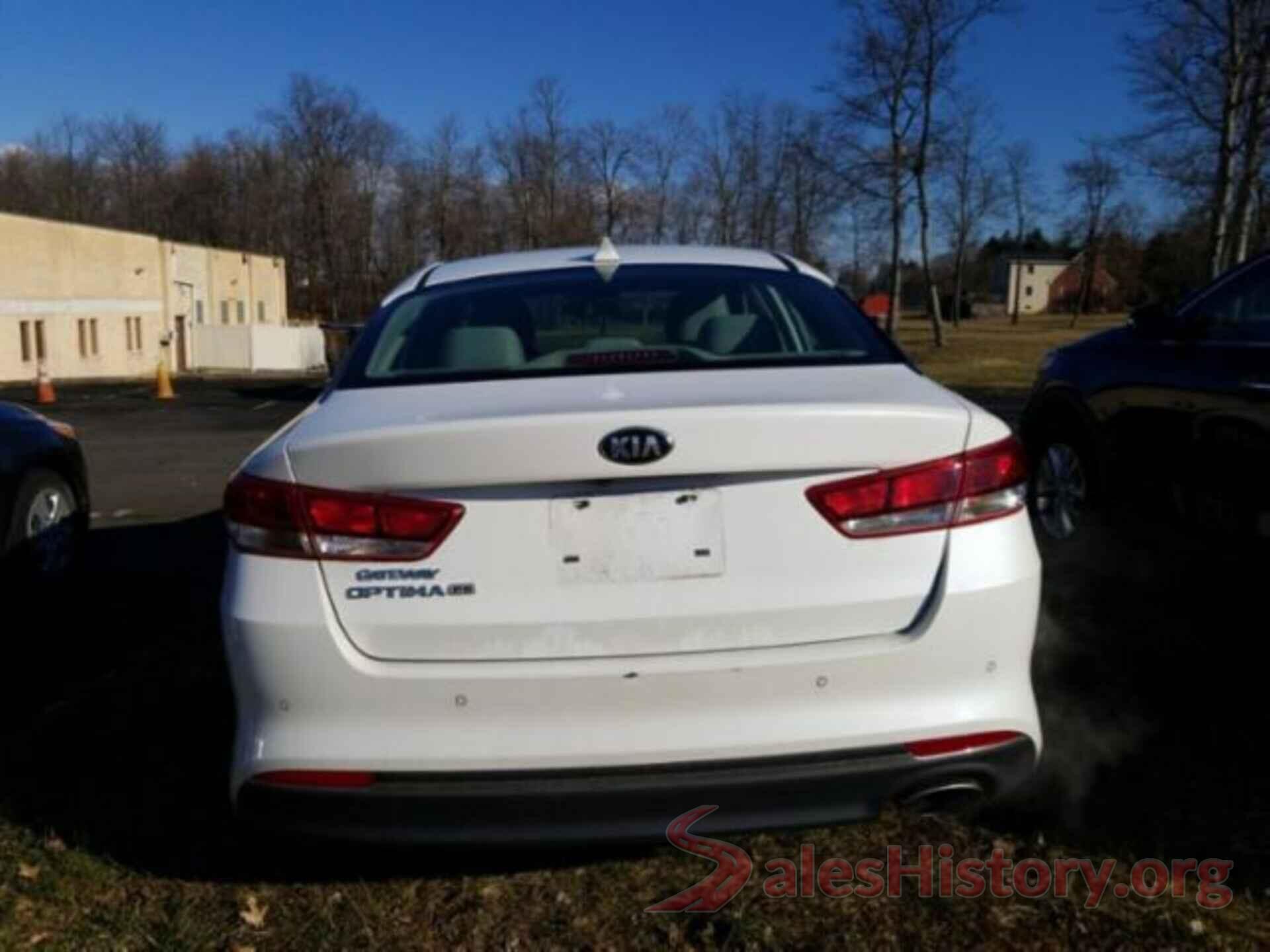 KNAGT4L32J5205307 2018 KIA OPTIMA