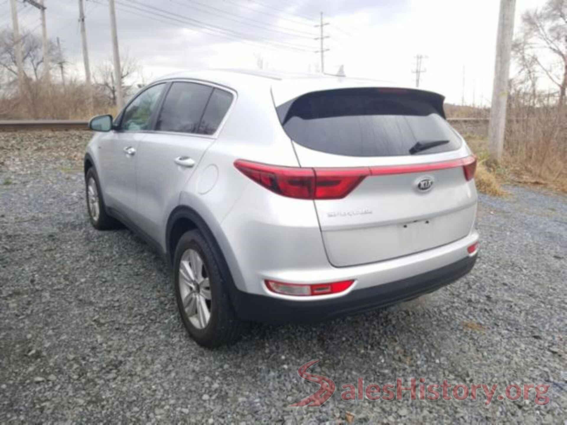 KNDPMCAC5J7411951 2018 KIA SPORTAGE