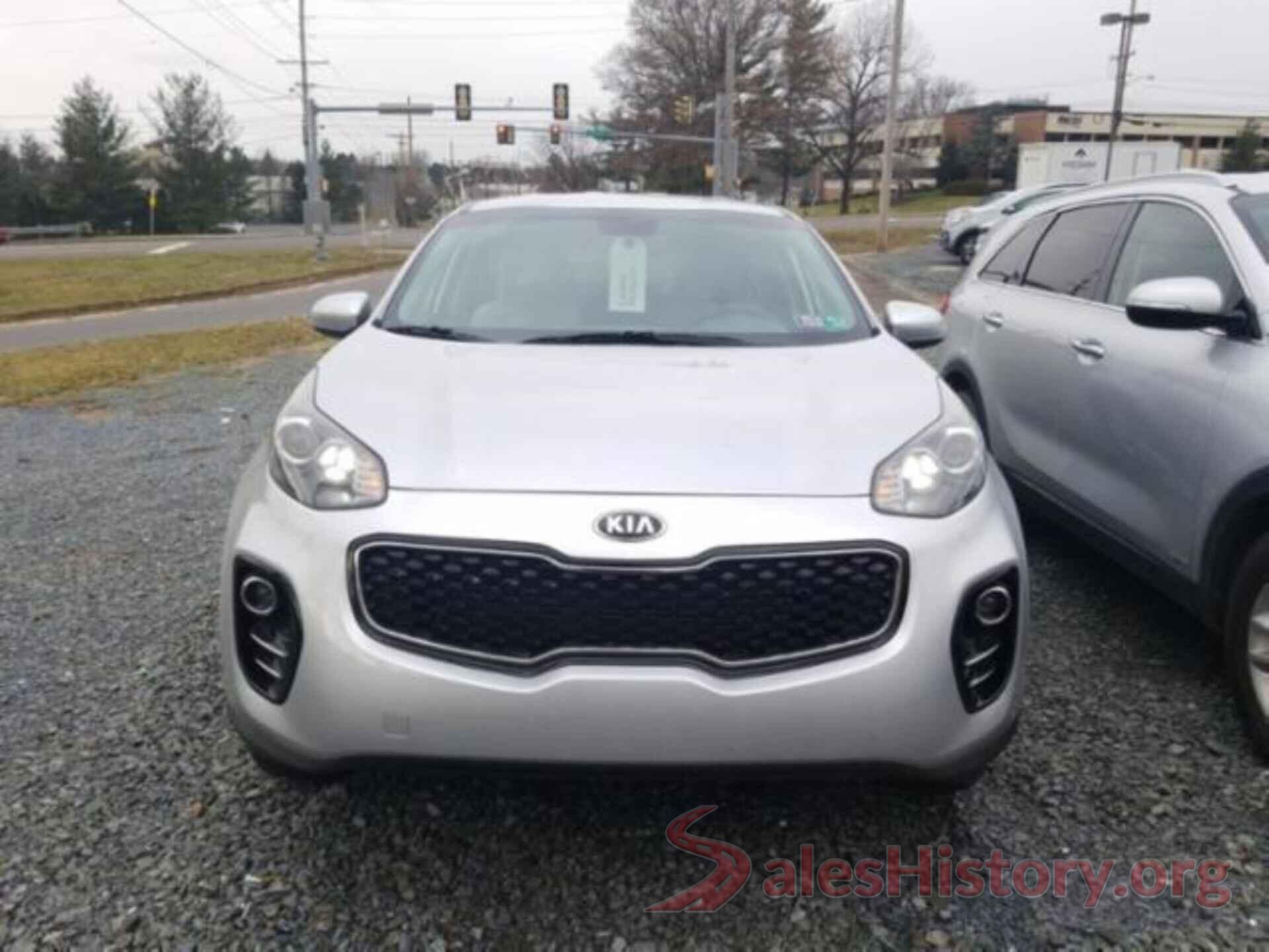 KNDPMCAC5J7411951 2018 KIA SPORTAGE