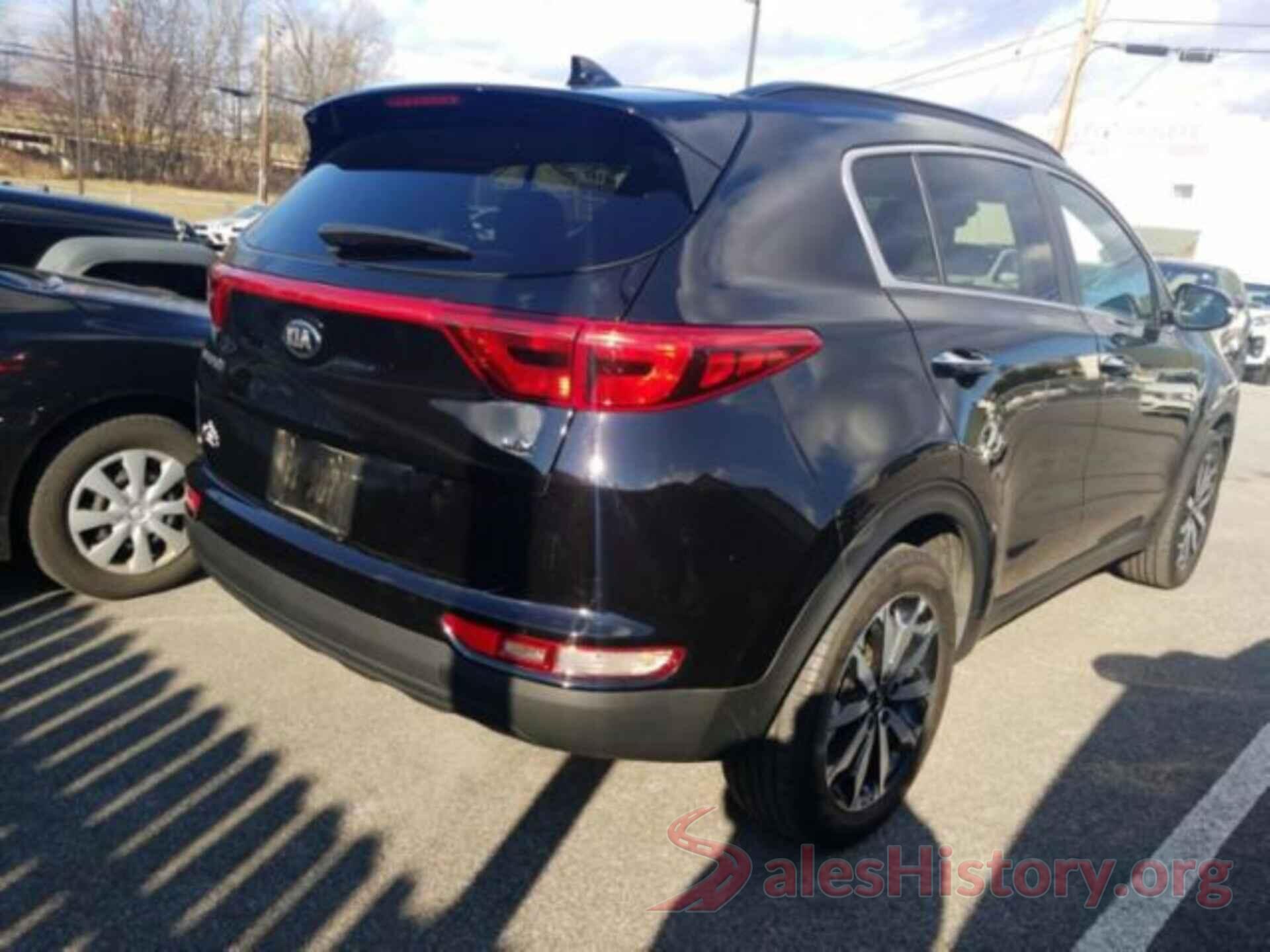 KNDPNCAC6J7369612 2018 KIA SPORTAGE