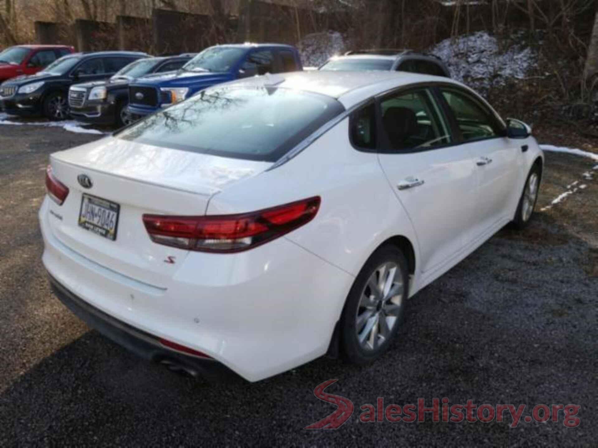 5XXGT4L32JG190953 2018 KIA OPTIMA