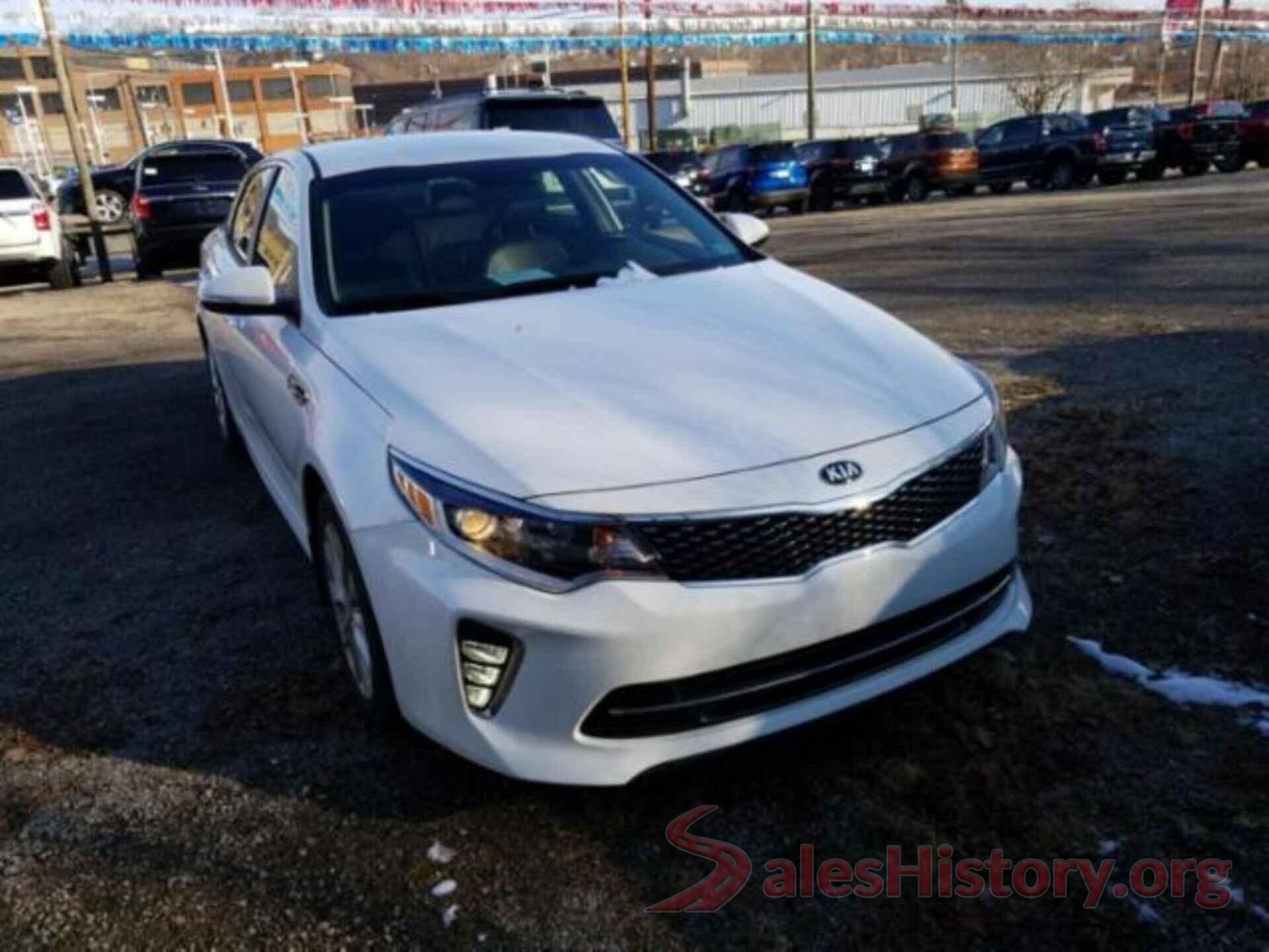 5XXGT4L32JG190953 2018 KIA OPTIMA