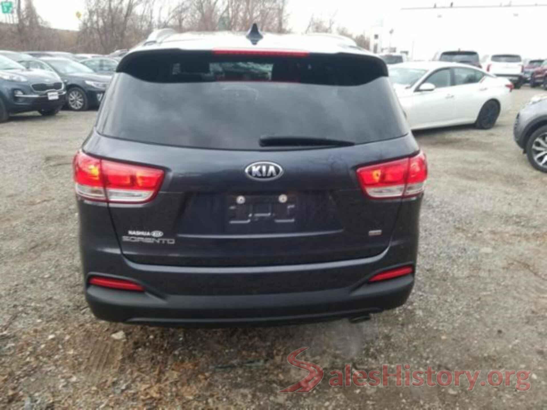 5XYPGDA37JG404483 2018 KIA SORENTO