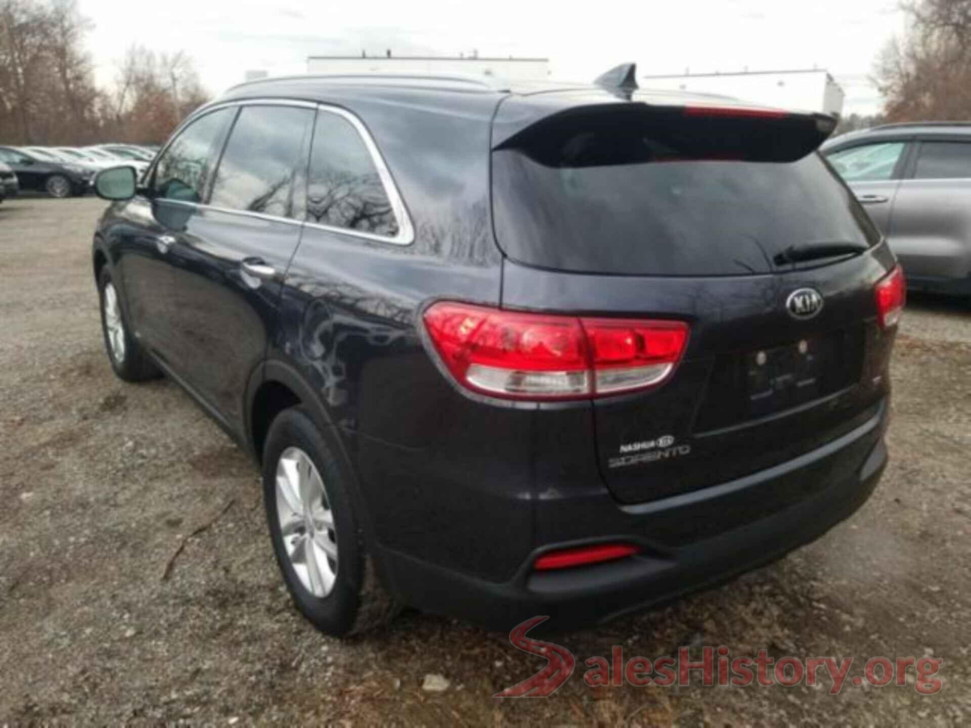 5XYPGDA37JG404483 2018 KIA SORENTO