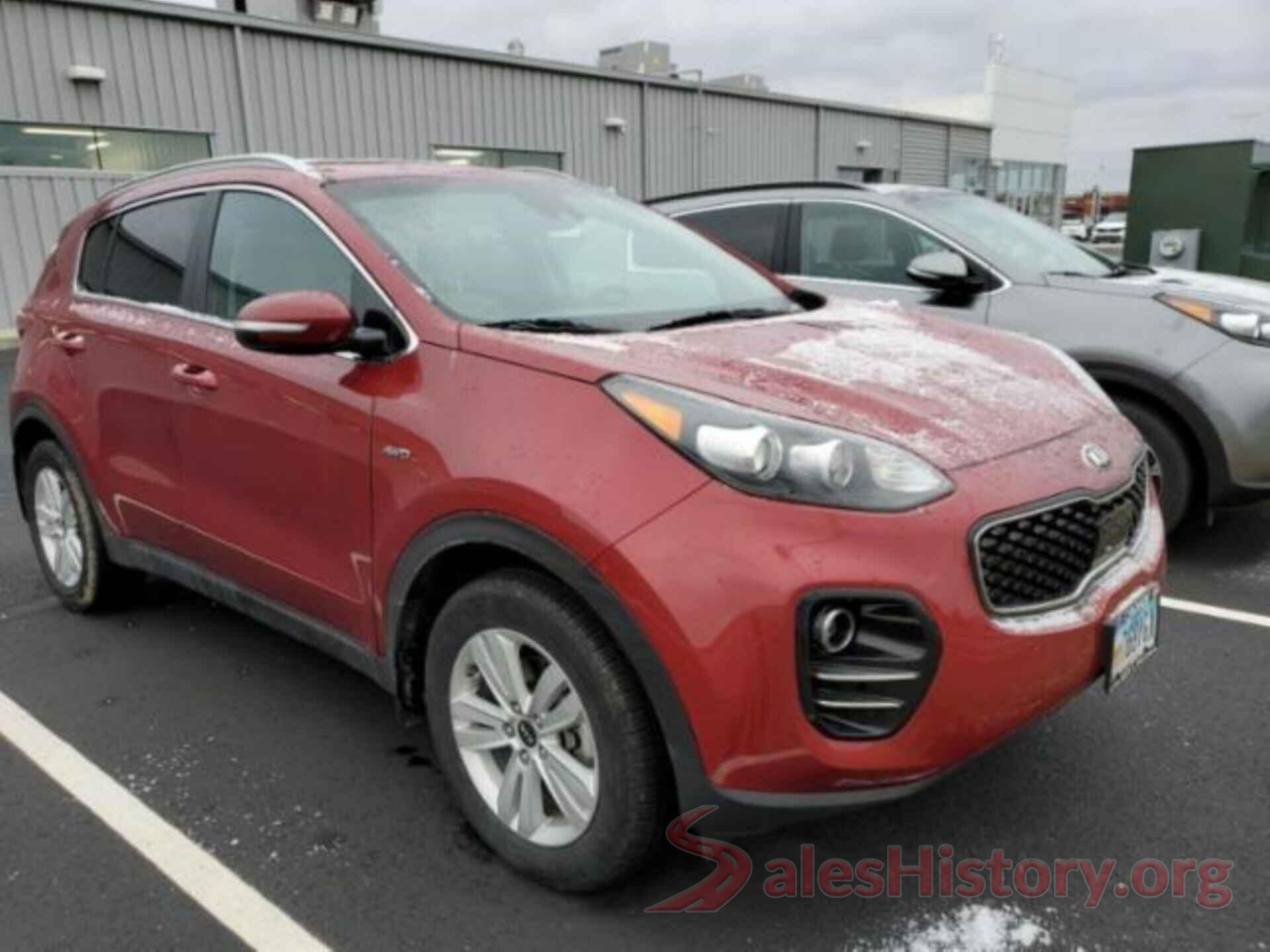 KNDPMCAC0J7370242 2018 KIA SPORTAGE