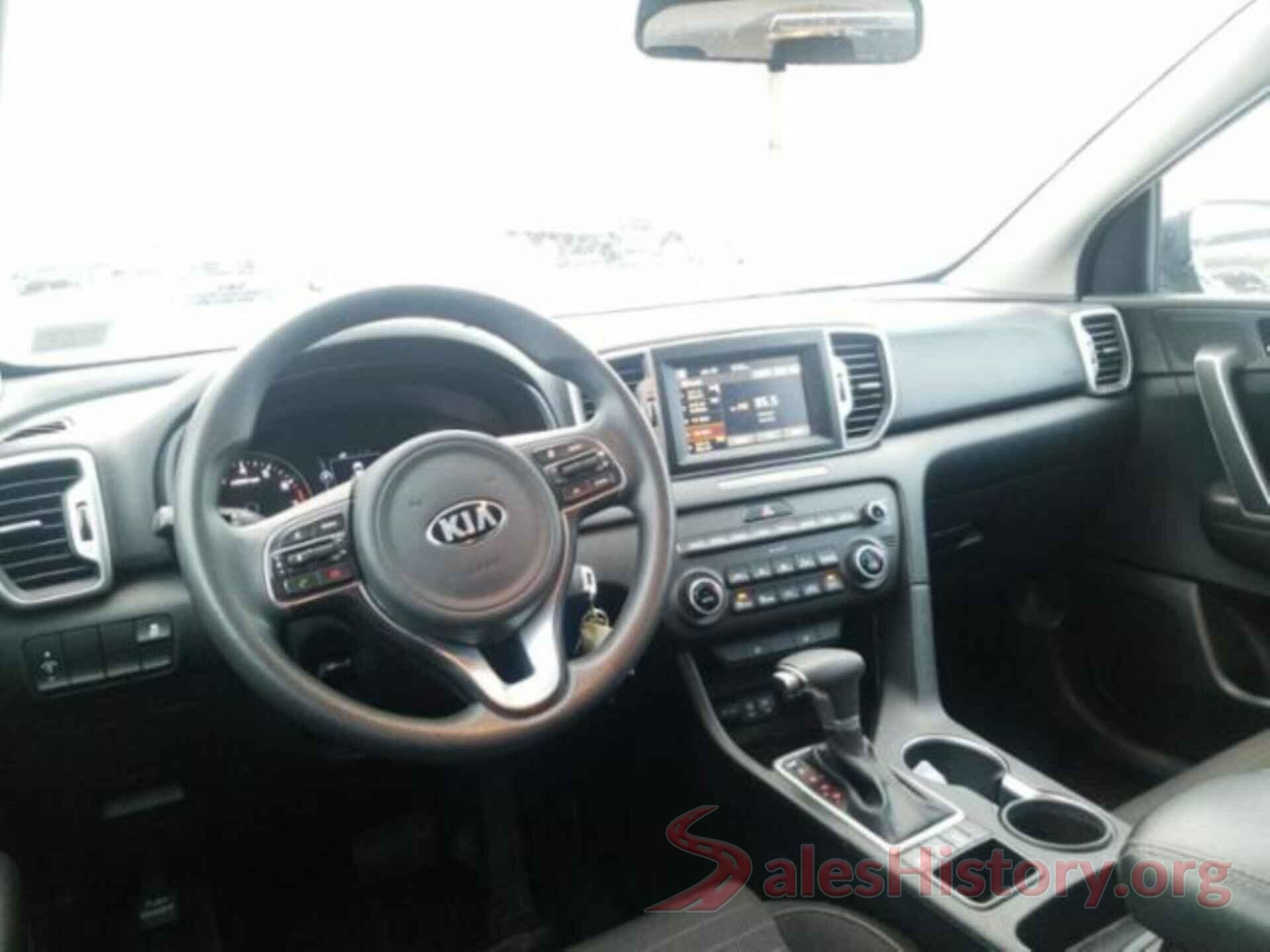 KNDPMCAC2J7422406 2018 KIA SPORTAGE