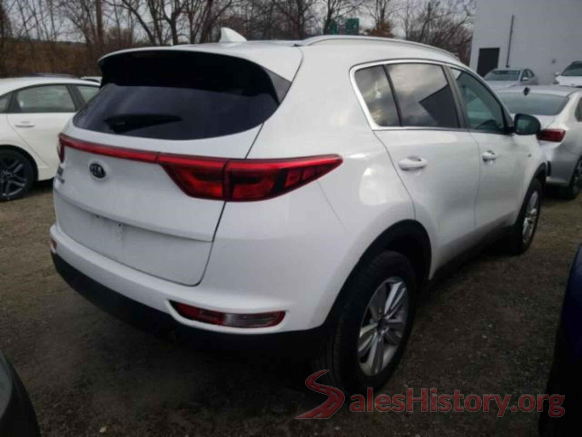 KNDPMCAC9J7373365 2018 KIA SPORTAGE