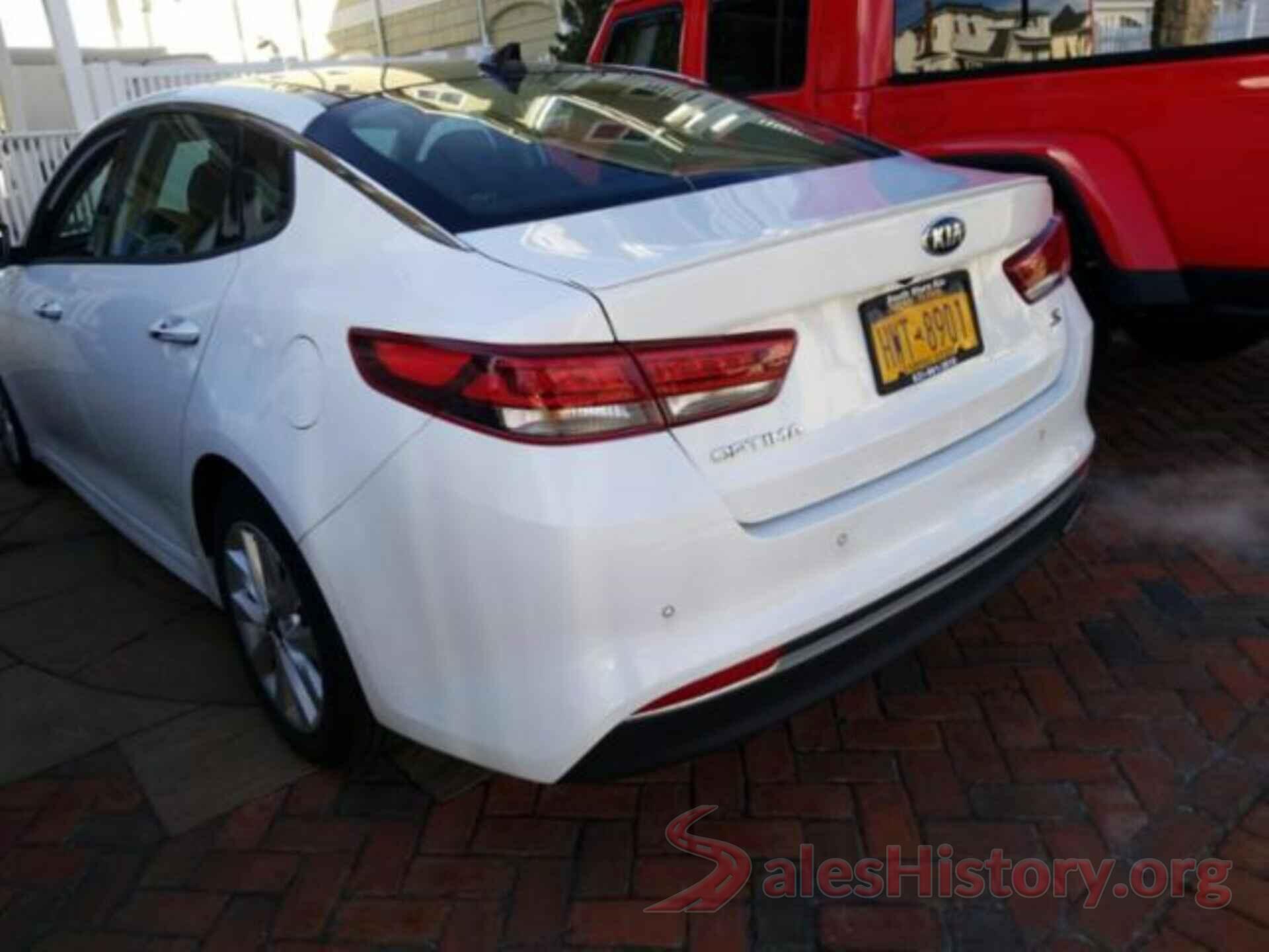 5XXGT4L31JG240645 2018 KIA OPTIMA