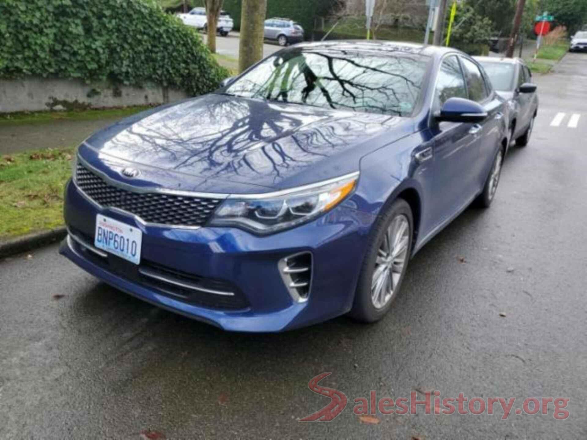 5XXGV4L20HG136773 2017 KIA OPTIMA