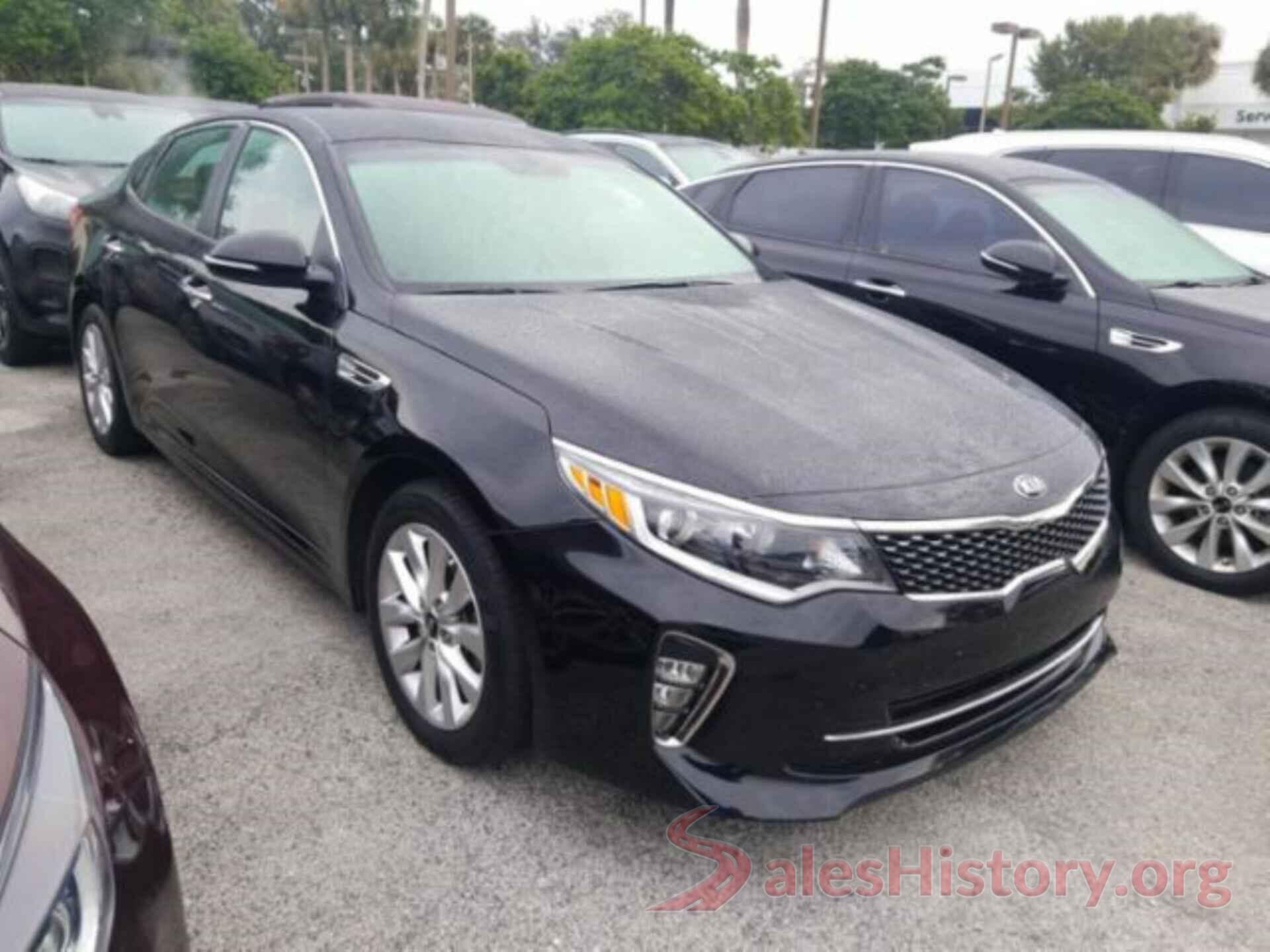 5XXGT4L30JG230978 2018 KIA OPTIMA