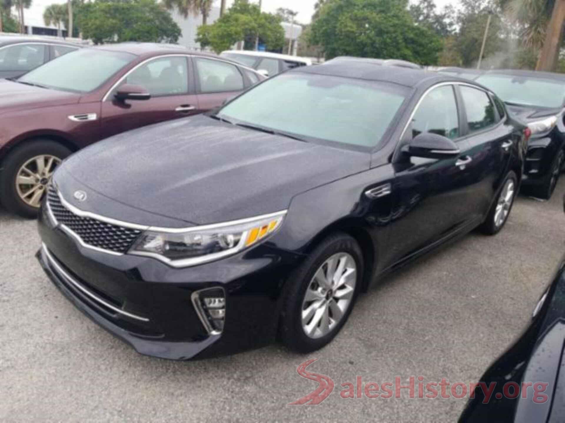 5XXGT4L30JG230978 2018 KIA OPTIMA