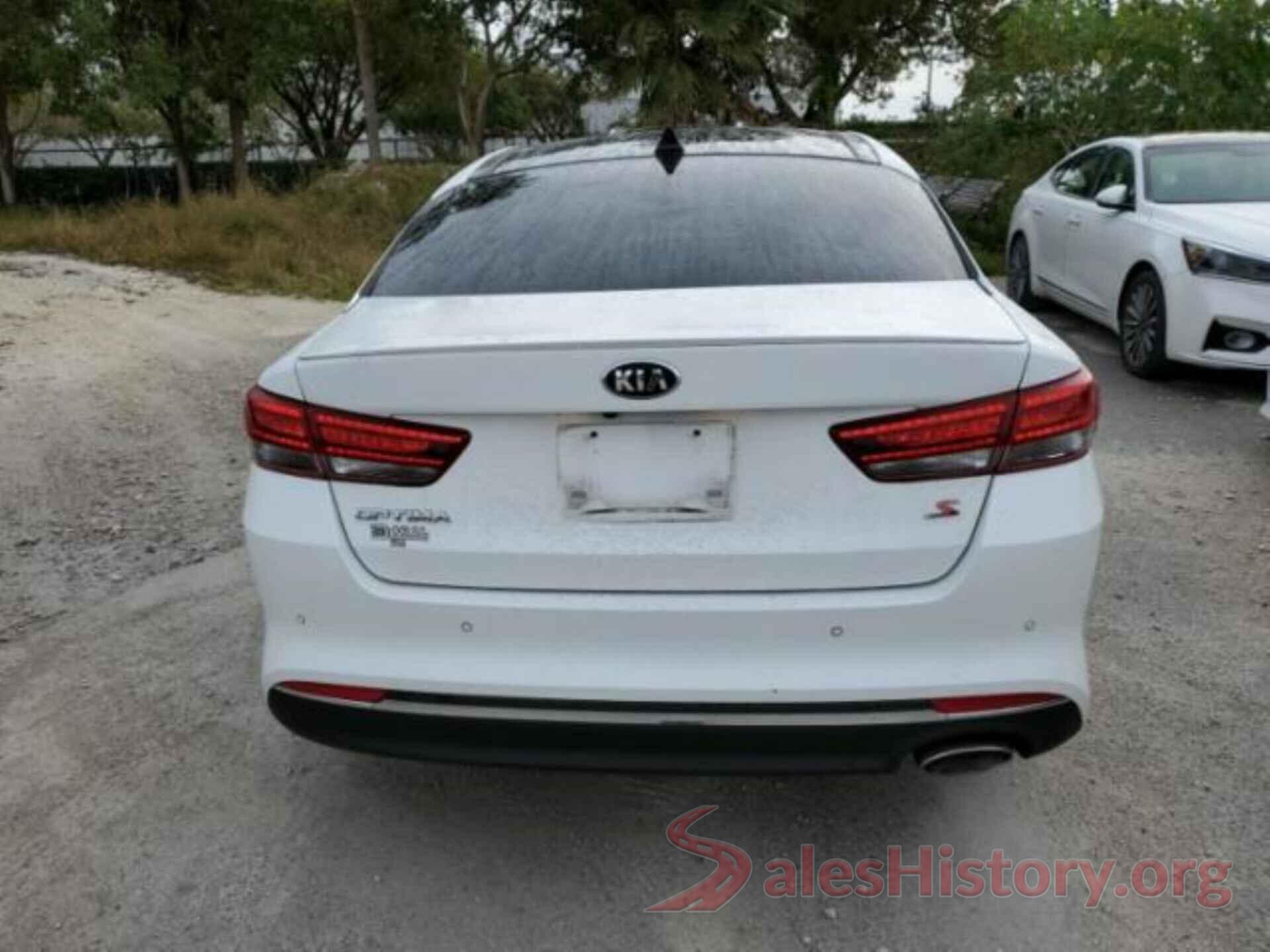 5XXGT4L31JG245960 2018 KIA OPTIMA