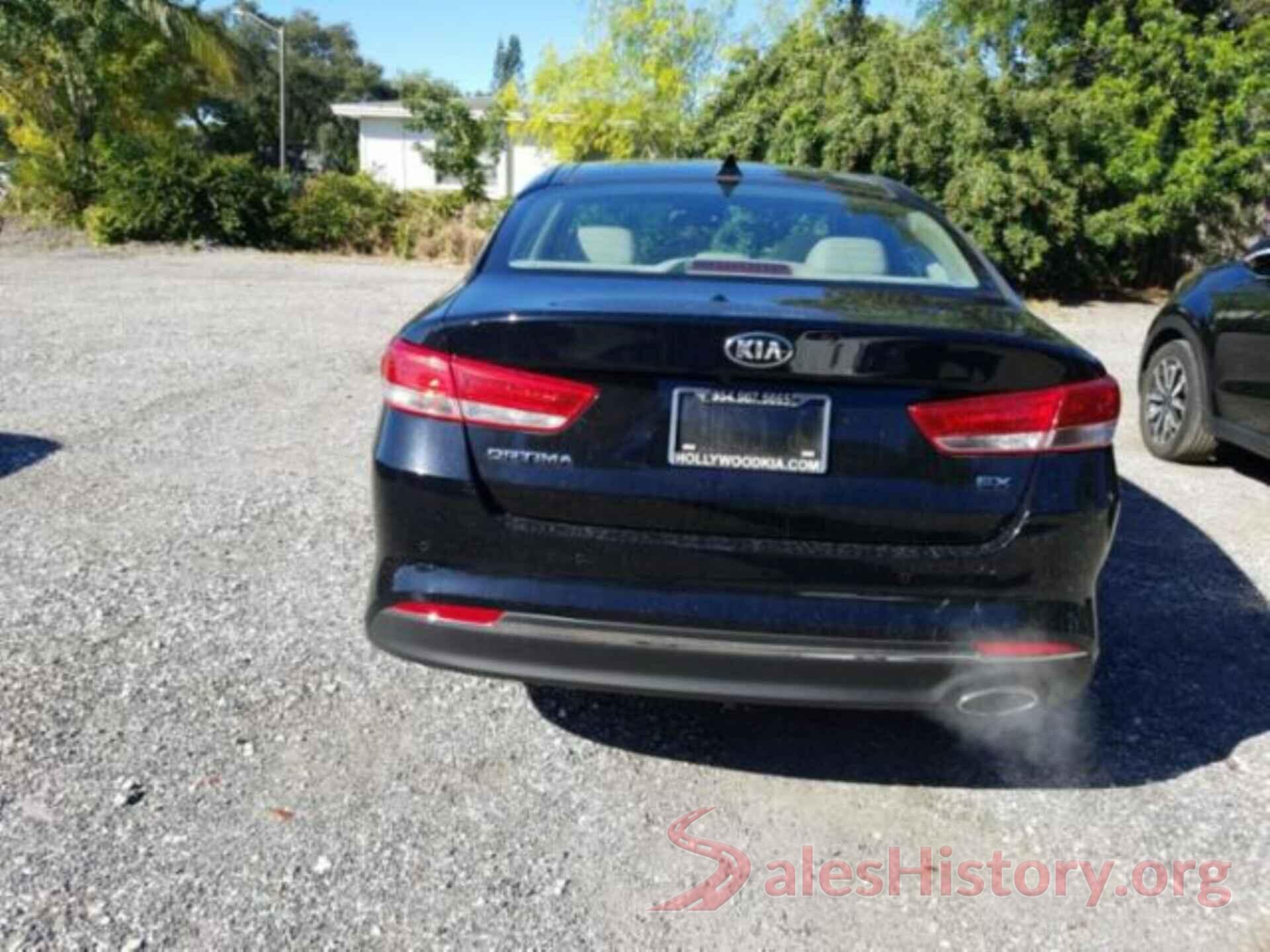 5XXGU4L31JG214236 2018 KIA OPTIMA