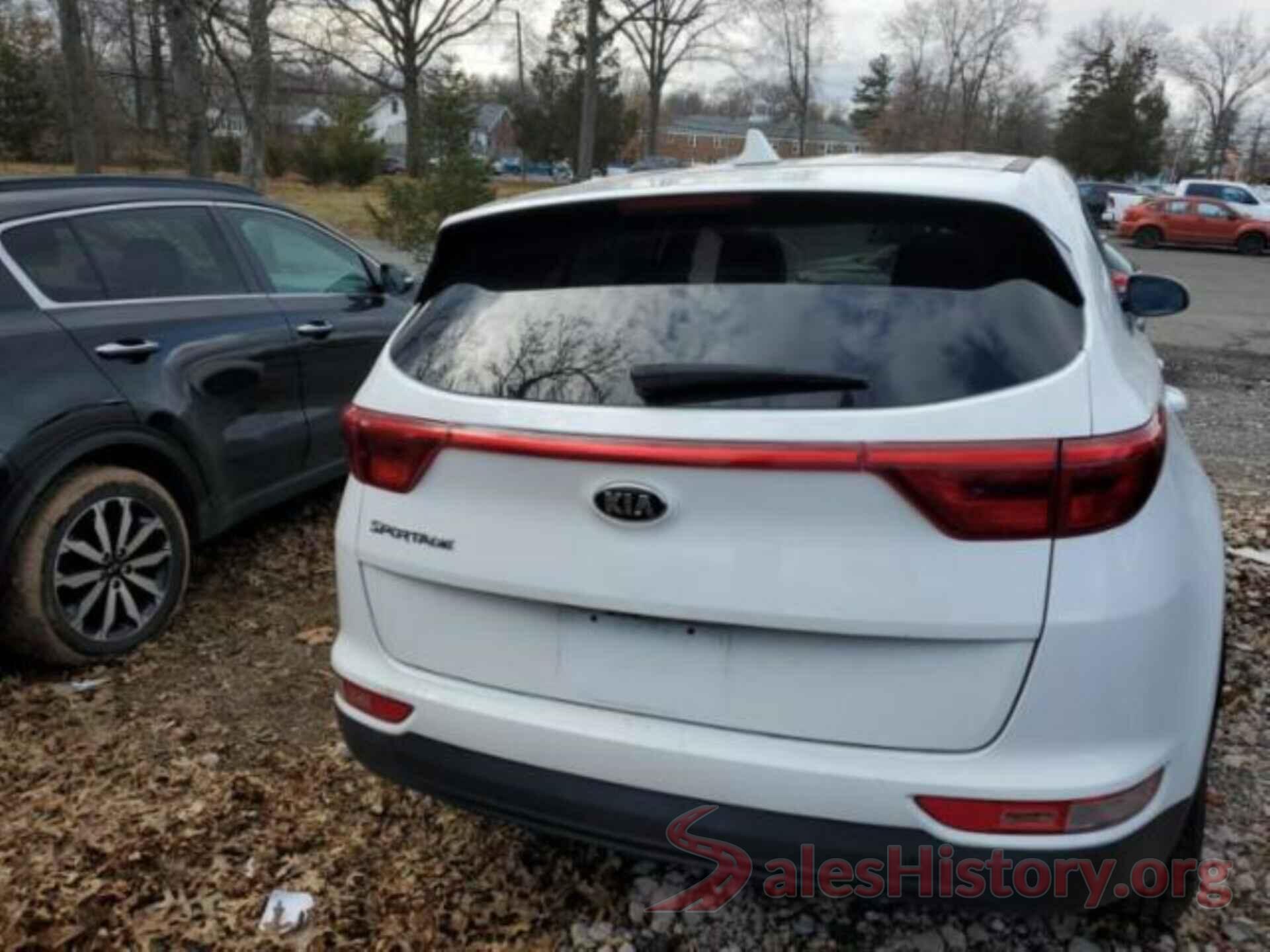 KNDPMCAC8J7352166 2018 KIA SPORTAGE