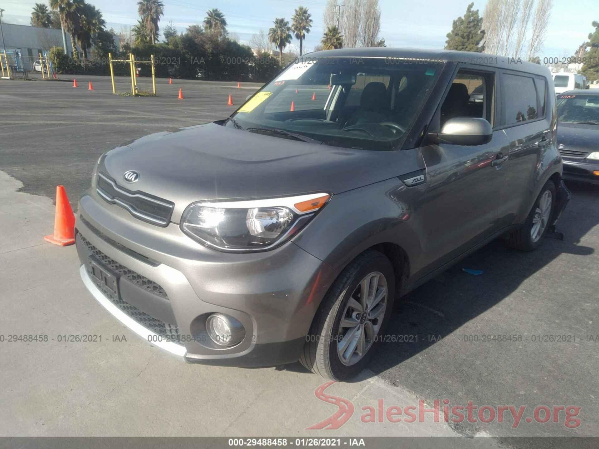 KNDJP3A58J7528874 2018 KIA SOUL