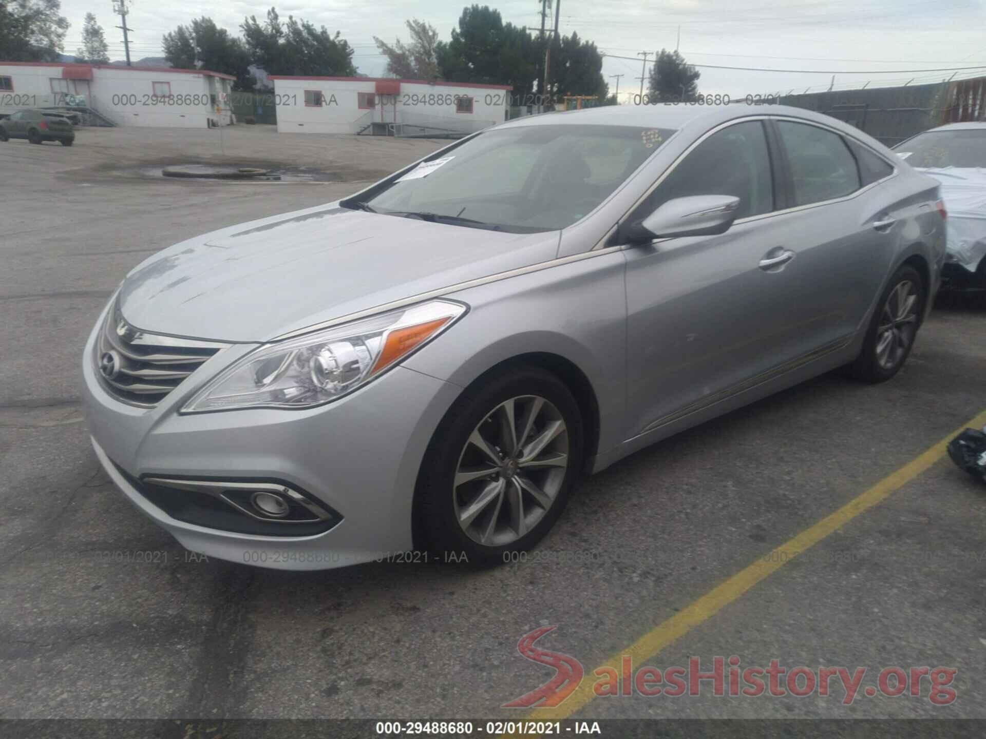 KMHFG4JG5HA587483 2017 HYUNDAI AZERA