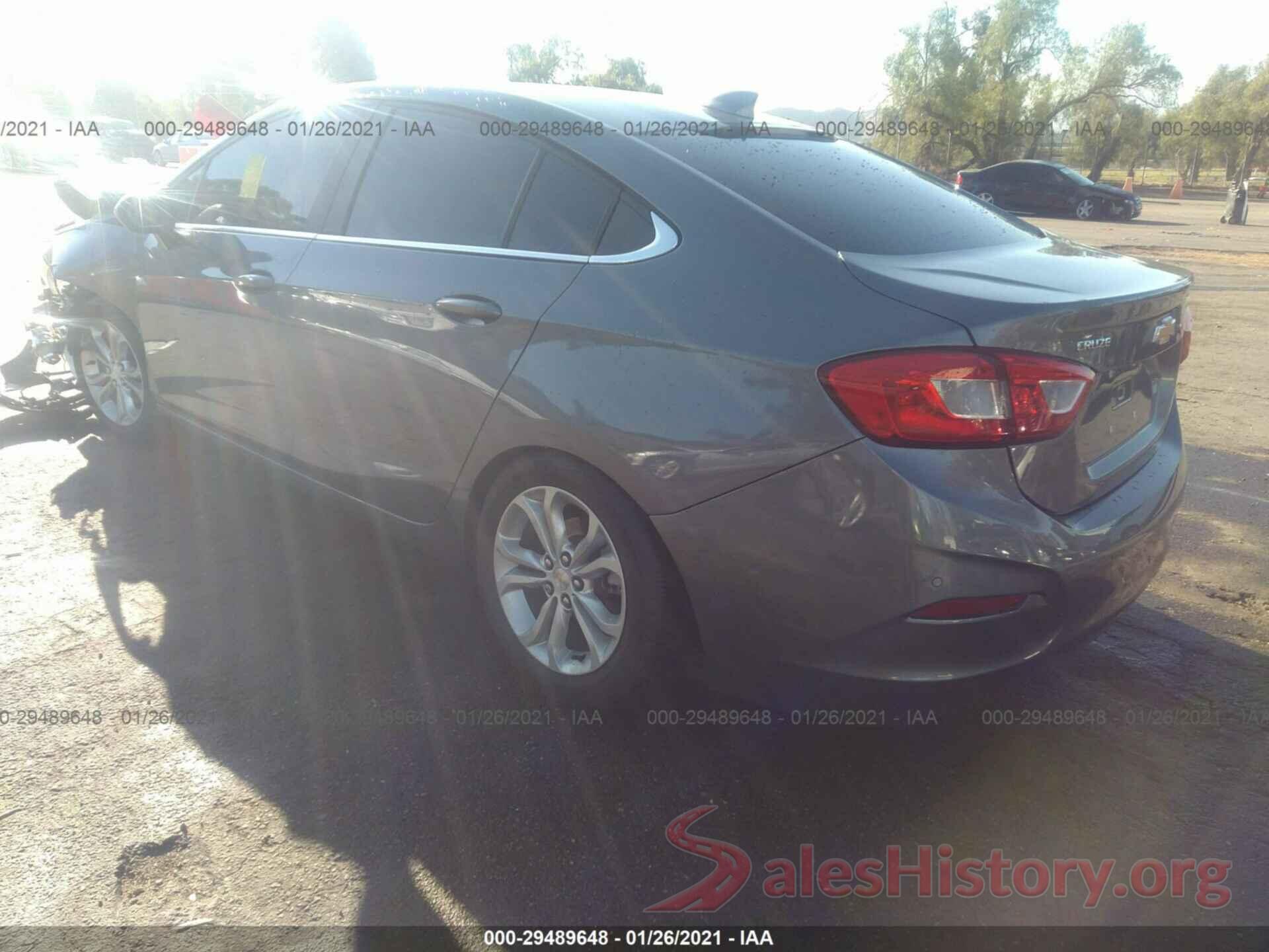 1G1BE5SM5K7119236 2019 CHEVROLET CRUZE