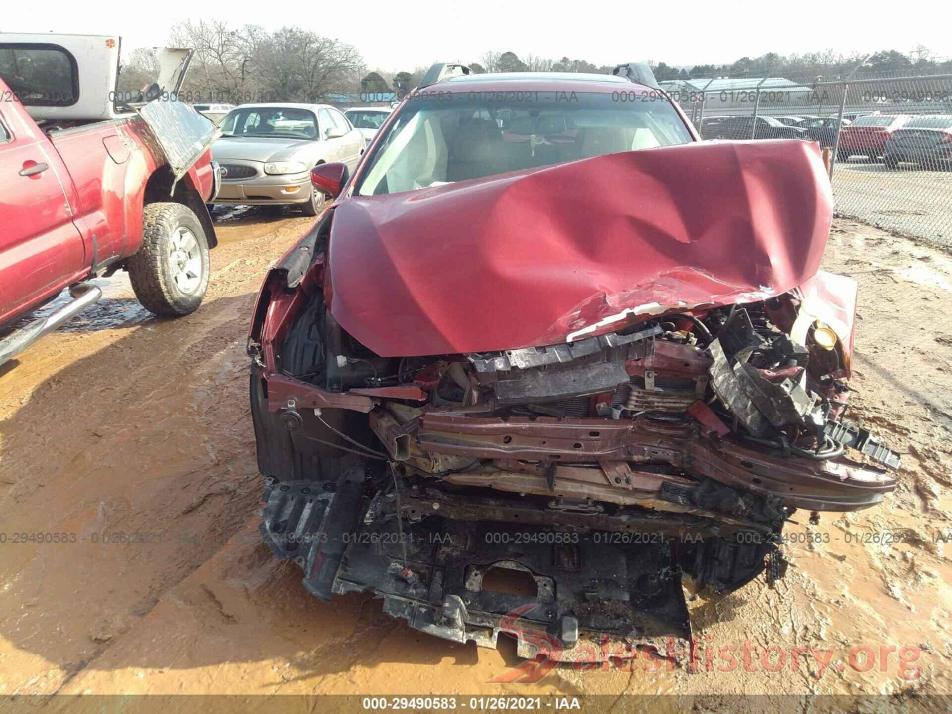 4S4BSADC4J3320138 2018 SUBARU OUTBACK