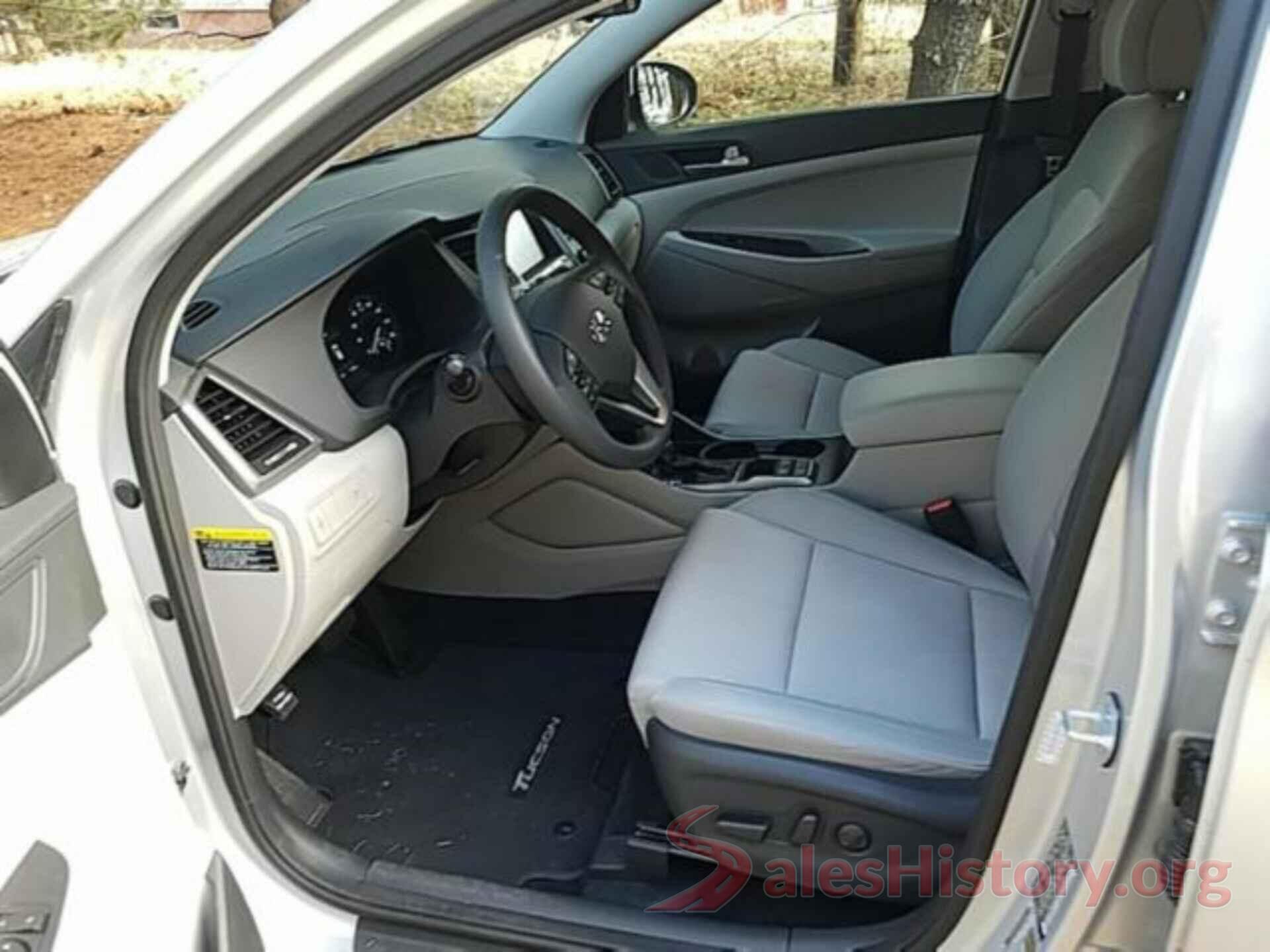 KM8J3CA44JU831568 2018 HYUNDAI TUCSON