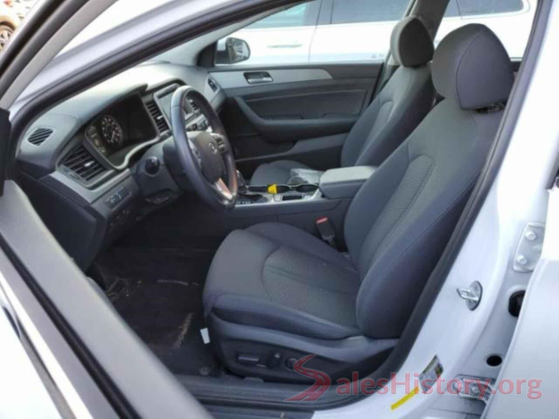 5NPE34AF2JH605388 2018 HYUNDAI SONATA