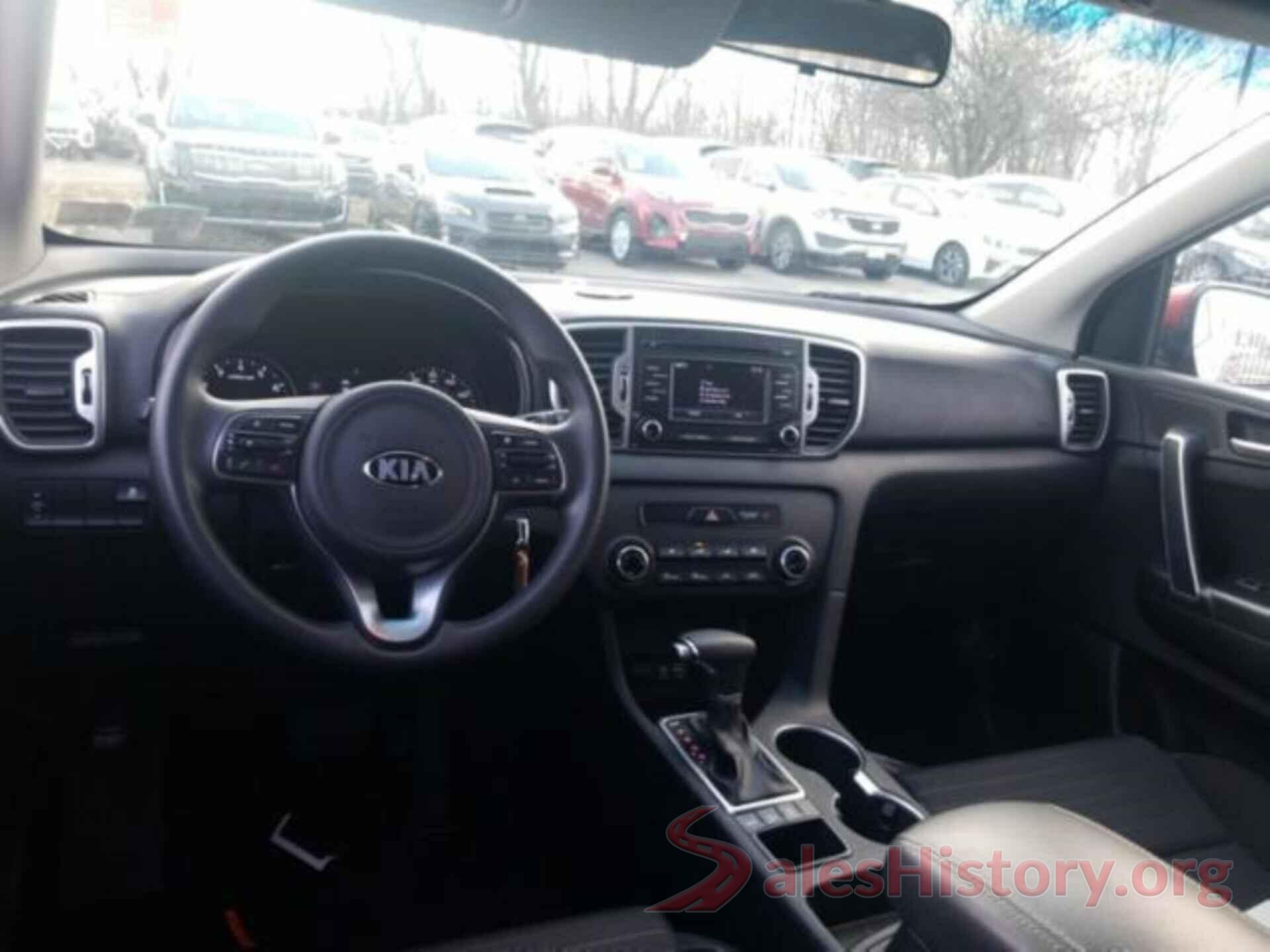 KNDPMCAC4J7425033 2018 KIA SPORTAGE