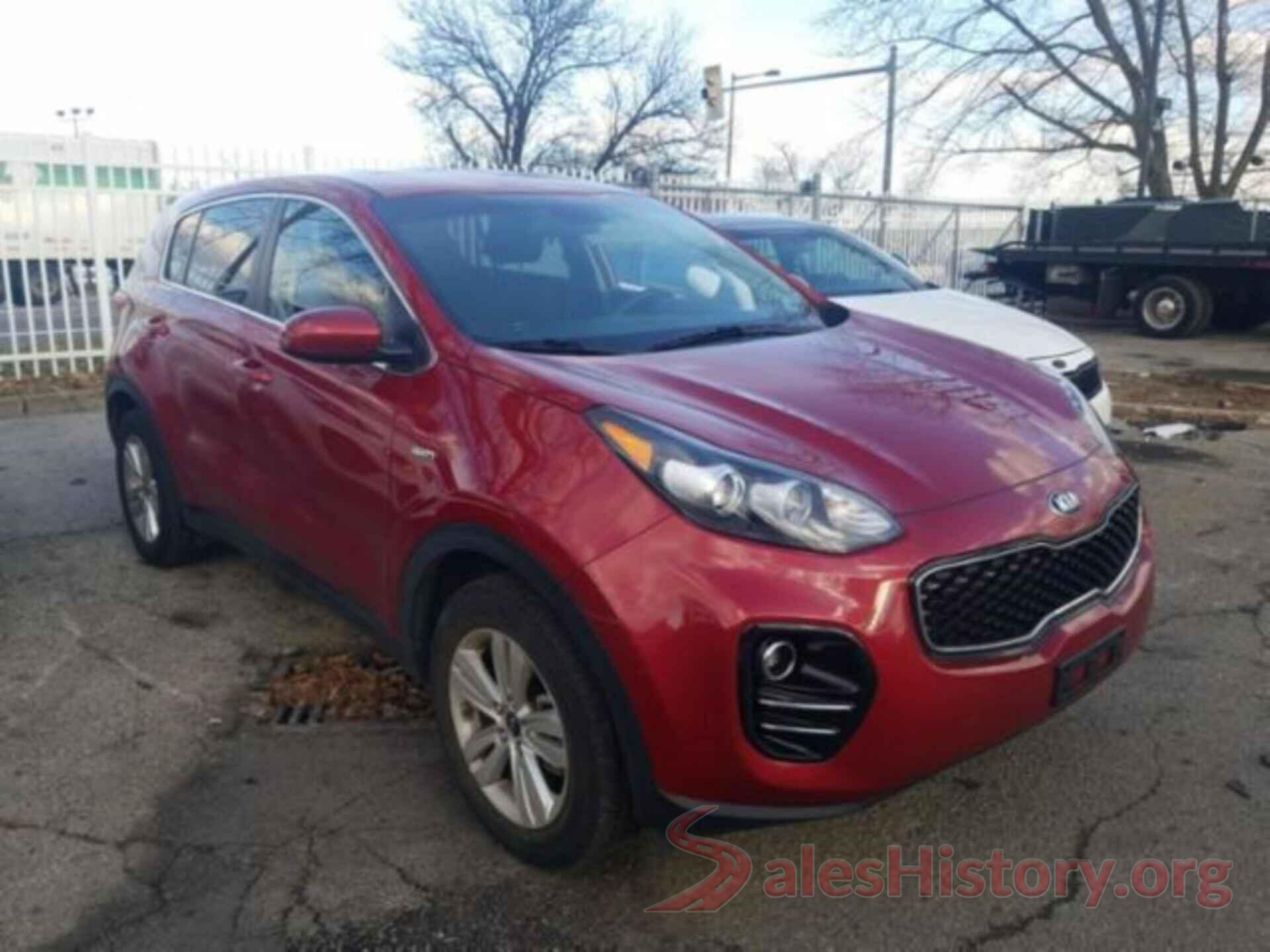 KNDPMCAC4J7425033 2018 KIA SPORTAGE