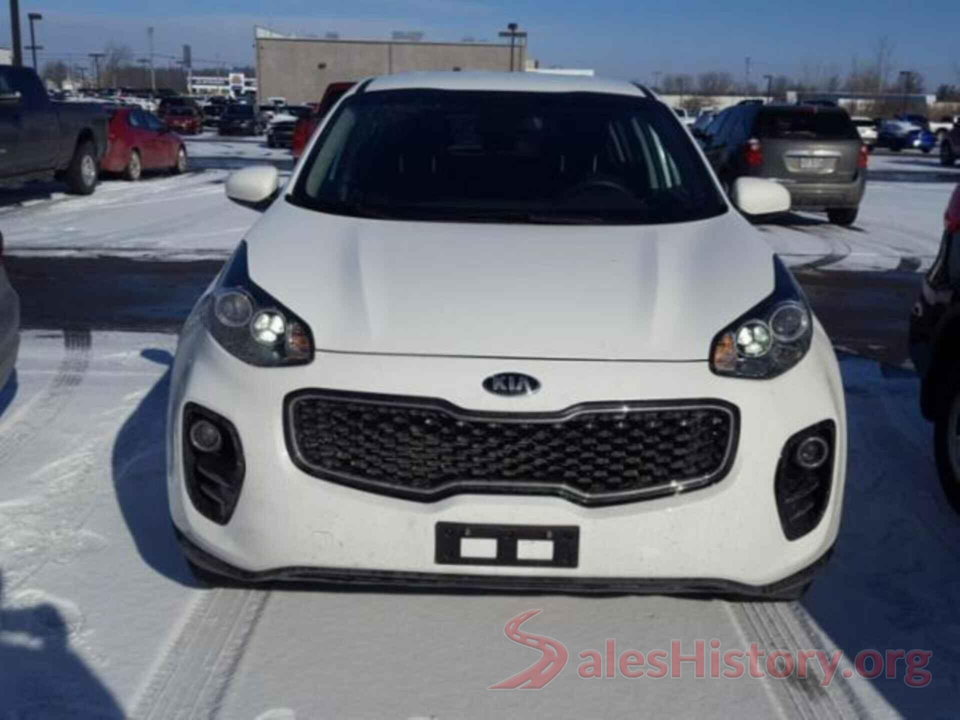 KNDPMCACXJ7367140 2018 KIA SPORTAGE