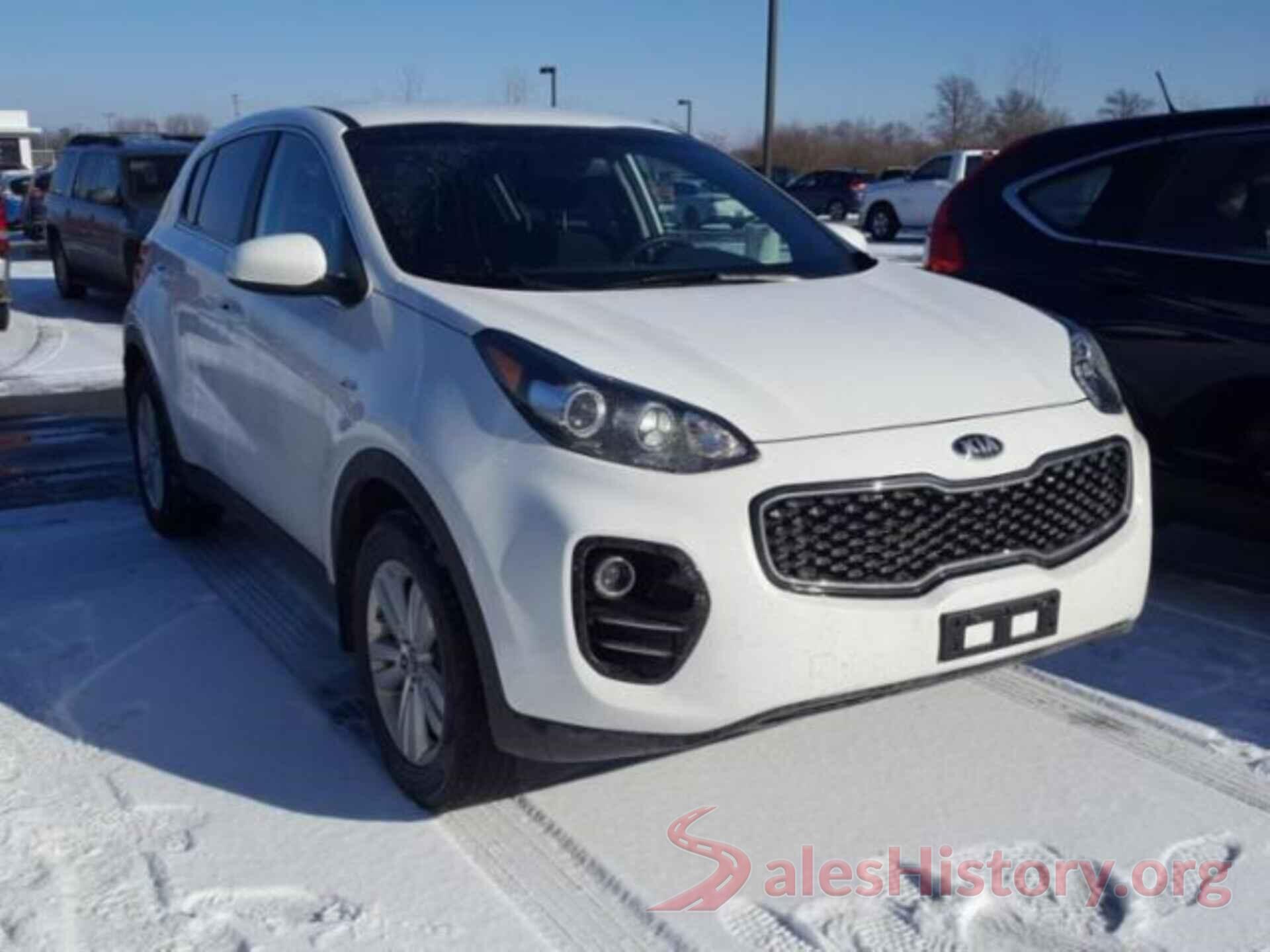 KNDPMCACXJ7367140 2018 KIA SPORTAGE