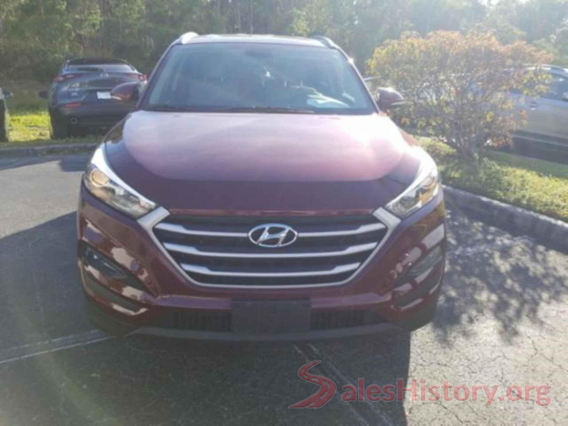 KM8J33A49JU640518 2018 HYUNDAI TUCSON